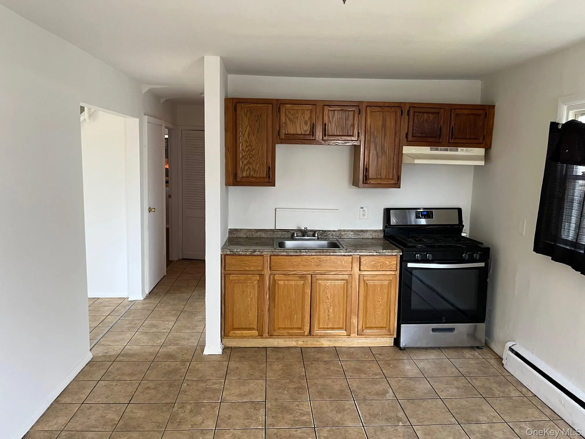 43 New Avenue, Babylon, NY, 5 Bedrooms Bedrooms, 7 Rooms Rooms,2 BathroomsBathrooms,Residential Lease,For Rent,New,0,984495 43 New Avenue, Babylon, NY, 5 Bedrooms Bedrooms, 7 Rooms Rooms,2 BathroomsBathrooms,Residential Lease,For Rent,New,0,984495