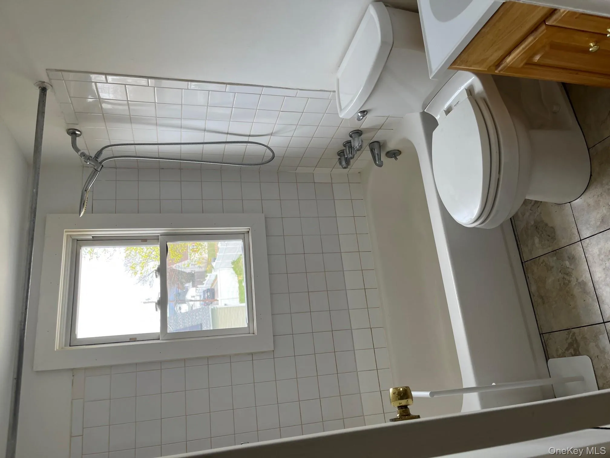 43 New Avenue, Babylon, NY, 5 Bedrooms Bedrooms, 7 Rooms Rooms,2 BathroomsBathrooms,Residential Lease,For Rent,New,0,984495 43 New Avenue, Babylon, NY, 5 Bedrooms Bedrooms, 7 Rooms Rooms,2 BathroomsBathrooms,Residential Lease,For Rent,New,0,984495