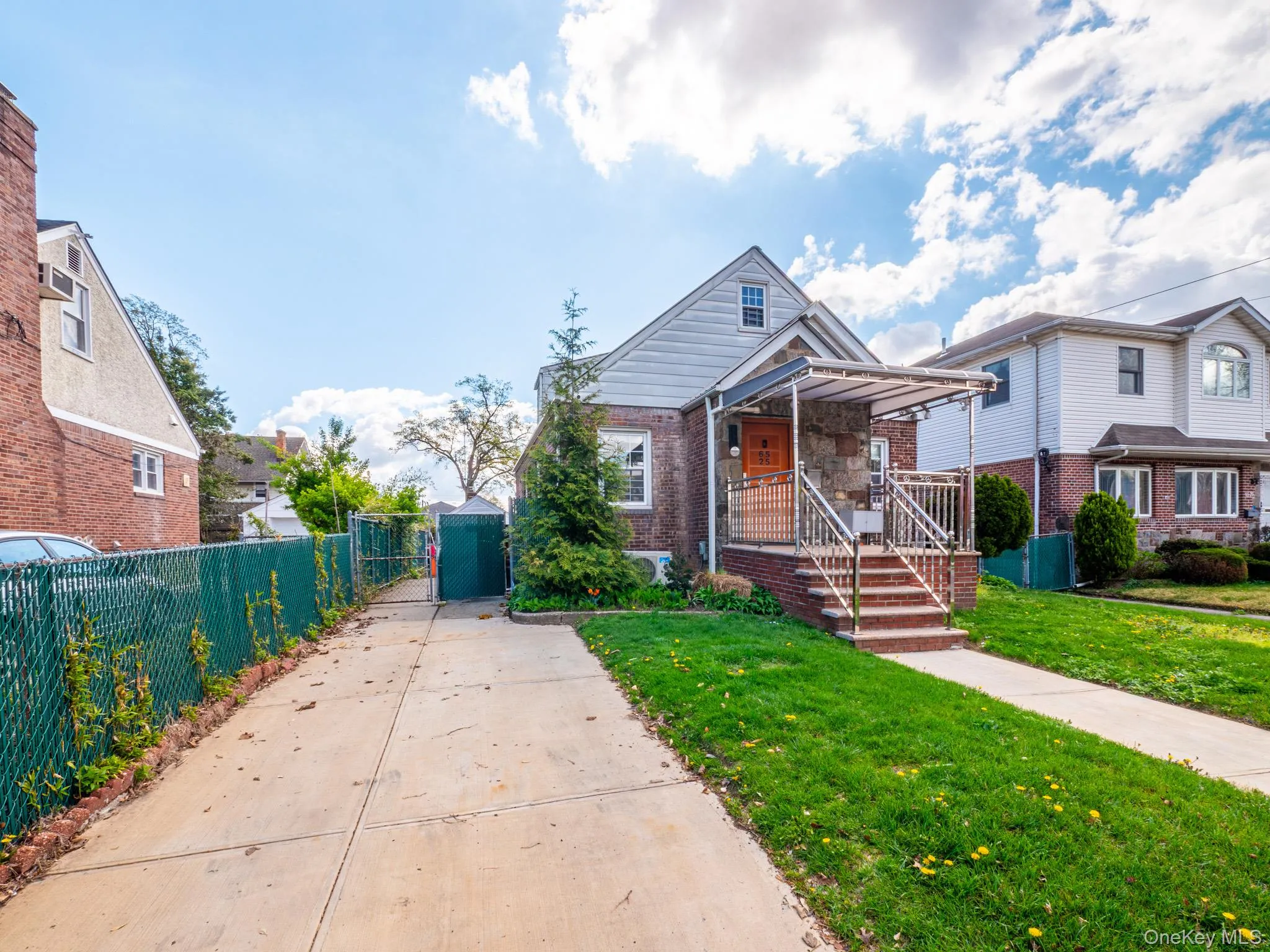 6525 167th Street, New York, NY, 4 Bedrooms Bedrooms, 7 Rooms Rooms,2 BathroomsBathrooms,Residential,For Rent,167th,0,984500 6525 167th Street, New York, NY, 4 Bedrooms Bedrooms, 7 Rooms Rooms,2 BathroomsBathrooms,Residential,For Rent,167th,0,984500