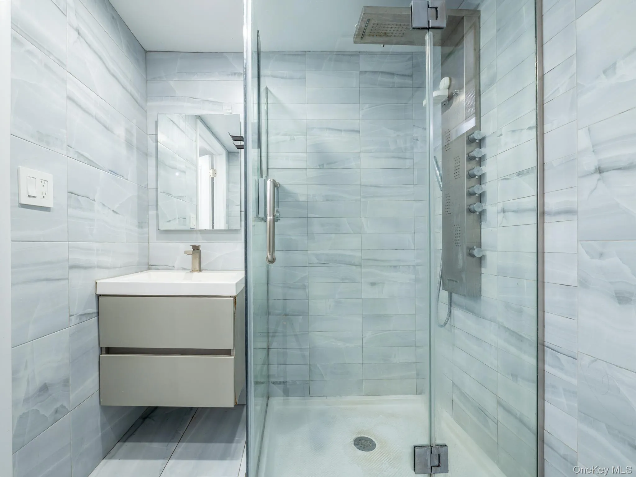 6525 167th Street, New York, NY, 4 Bedrooms Bedrooms, 7 Rooms Rooms,2 BathroomsBathrooms,Residential,For Rent,167th,0,984500 6525 167th Street, New York, NY, 4 Bedrooms Bedrooms, 7 Rooms Rooms,2 BathroomsBathrooms,Residential,For Rent,167th,0,984500