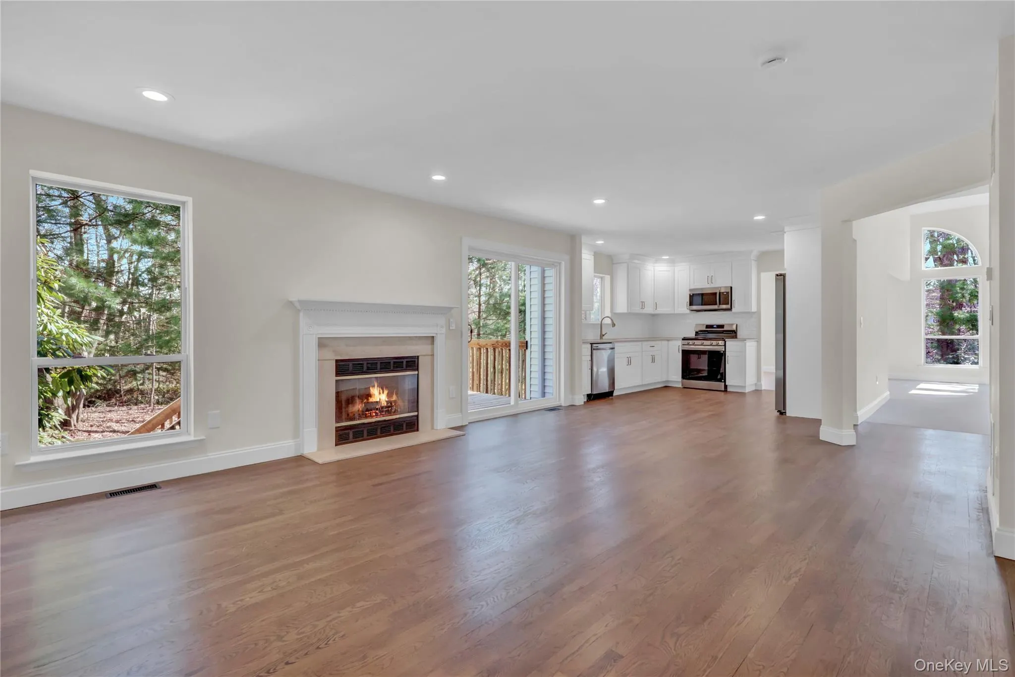 26 Stone Gate Court, Smithtown, NY, 3 Bedrooms Bedrooms, 7 Rooms Rooms,2 BathroomsBathrooms,Residential,For Rent,Stone Gate,0,984501 26 Stone Gate Court, Smithtown, NY, 3 Bedrooms Bedrooms, 7 Rooms Rooms,2 BathroomsBathrooms,Residential,For Rent,Stone Gate,0,984501