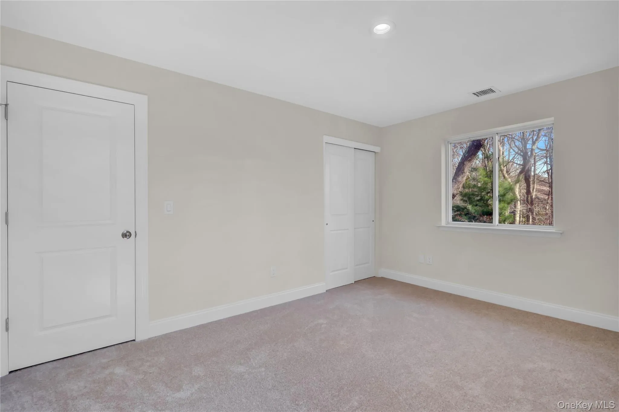 26 Stone Gate Court, Smithtown, NY, 3 Bedrooms Bedrooms, 7 Rooms Rooms,2 BathroomsBathrooms,Residential,For Rent,Stone Gate,0,984501 26 Stone Gate Court, Smithtown, NY, 3 Bedrooms Bedrooms, 7 Rooms Rooms,2 BathroomsBathrooms,Residential,For Rent,Stone Gate,0,984501