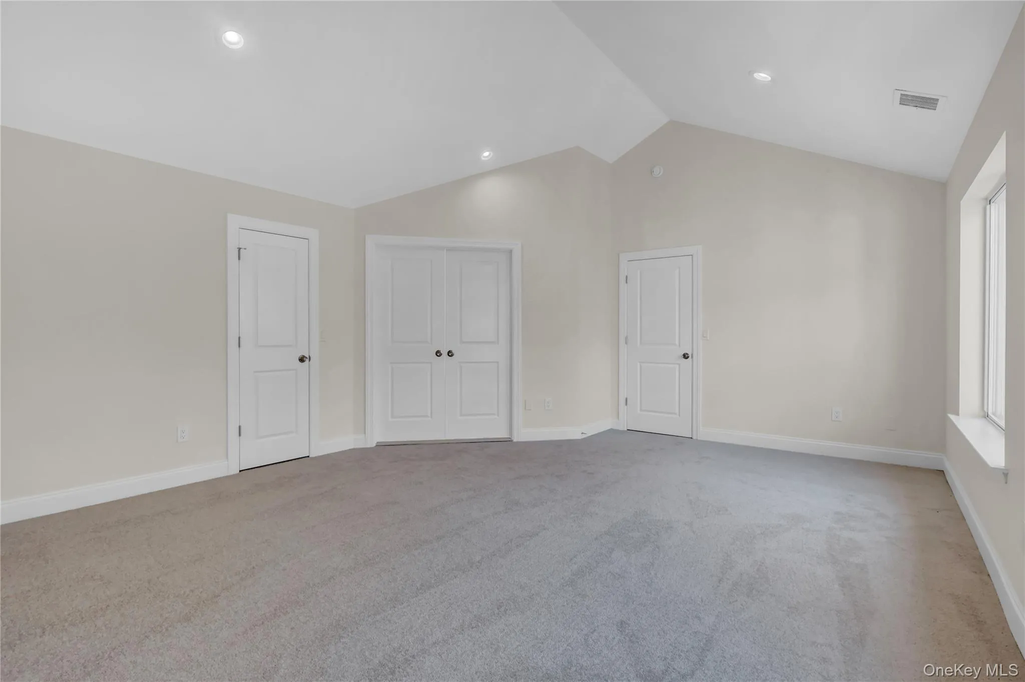 26 Stone Gate Court, Smithtown, NY, 3 Bedrooms Bedrooms, 7 Rooms Rooms,2 BathroomsBathrooms,Residential,For Rent,Stone Gate,0,984501 26 Stone Gate Court, Smithtown, NY, 3 Bedrooms Bedrooms, 7 Rooms Rooms,2 BathroomsBathrooms,Residential,For Rent,Stone Gate,0,984501