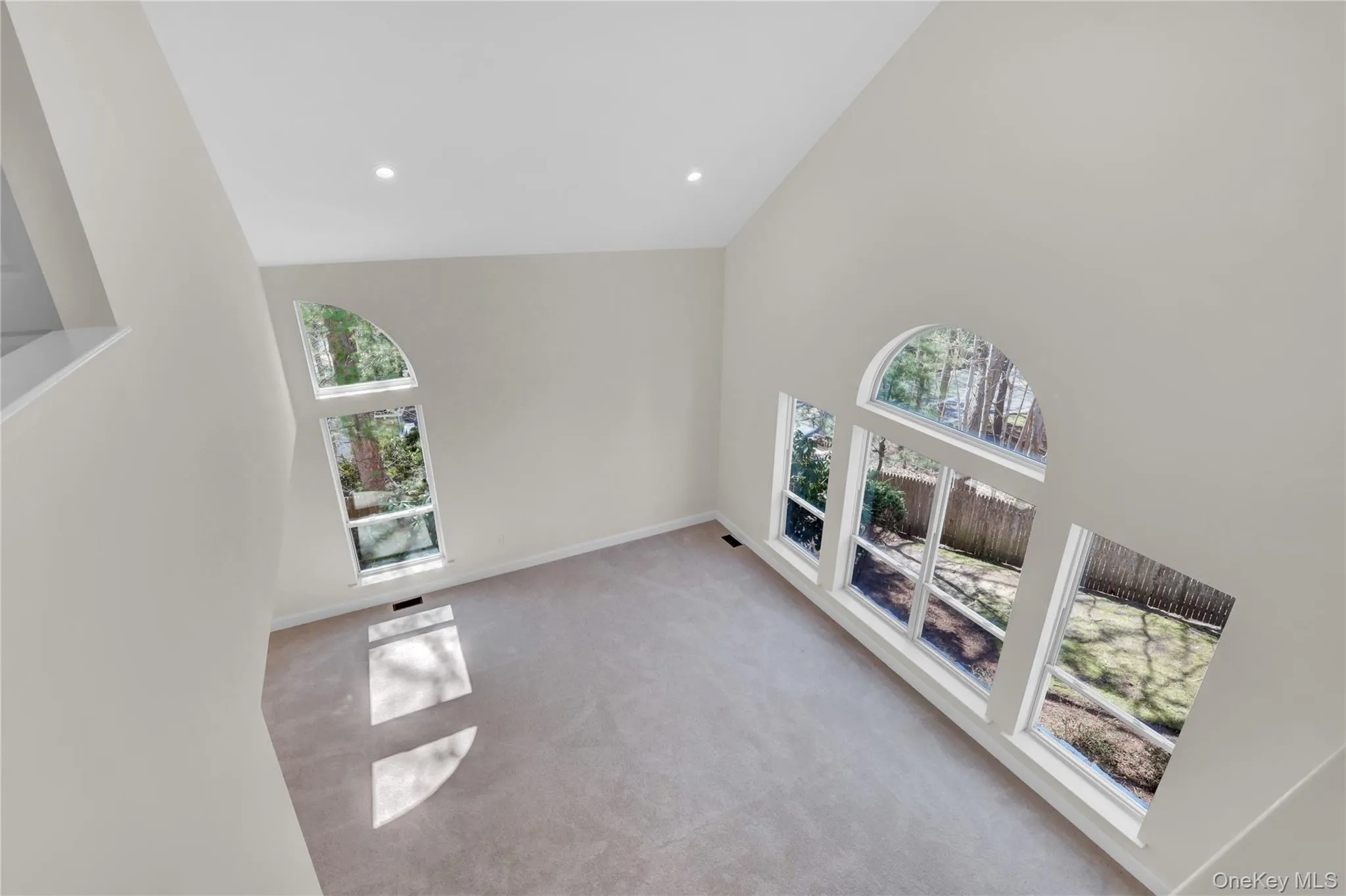 26 Stone Gate Court, Smithtown, NY, 3 Bedrooms Bedrooms, 7 Rooms Rooms,2 BathroomsBathrooms,Residential,For Rent,Stone Gate,0,984501 26 Stone Gate Court, Smithtown, NY, 3 Bedrooms Bedrooms, 7 Rooms Rooms,2 BathroomsBathrooms,Residential,For Rent,Stone Gate,0,984501