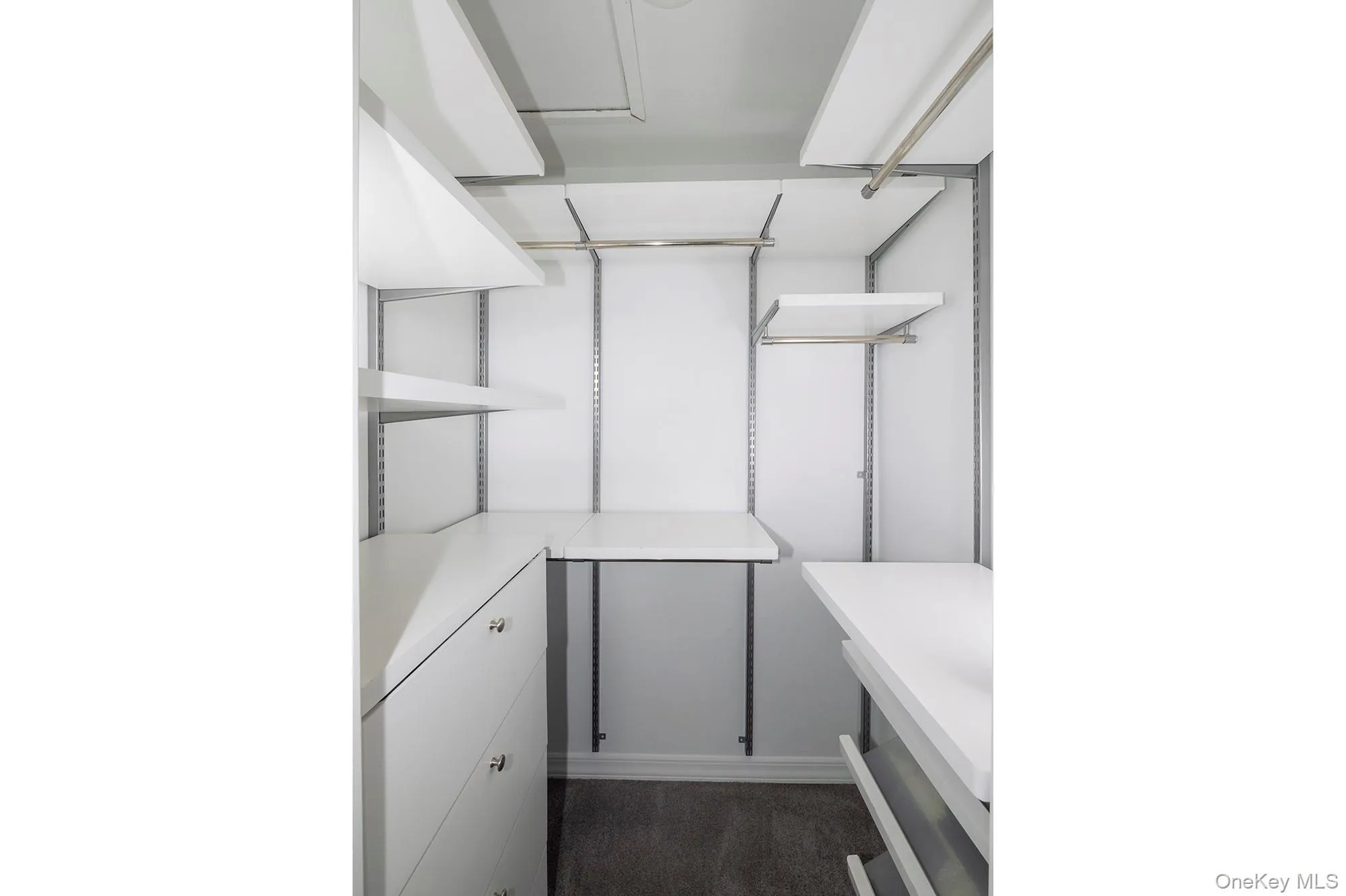 425 Newbridge Road, Hempstead, NY, 1 Bedroom Bedrooms, 4 Rooms Rooms,1 BathroomBathrooms,Residential Lease,For Rent,Newbridge,0,984508 425 Newbridge Road, Hempstead, NY, 1 Bedroom Bedrooms, 4 Rooms Rooms,1 BathroomBathrooms,Residential Lease,For Rent,Newbridge,0,984508