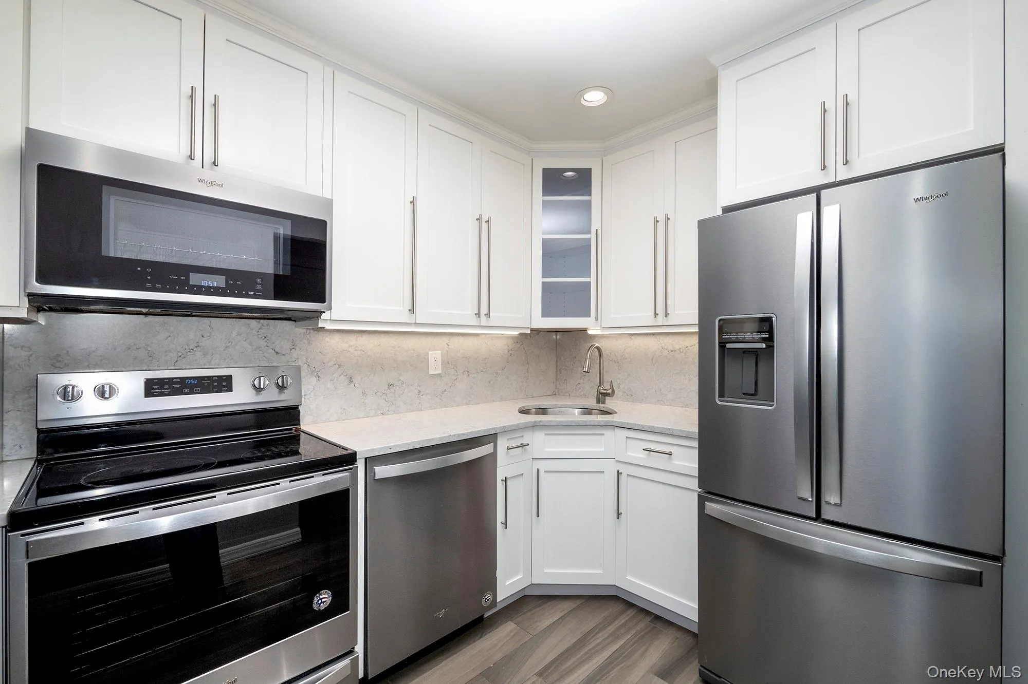 425 Newbridge Road, Hempstead, NY, 1 Bedroom Bedrooms, 4 Rooms Rooms,1 BathroomBathrooms,Residential Lease,For Rent,Newbridge,0,984508 425 Newbridge Road, Hempstead, NY, 1 Bedroom Bedrooms, 4 Rooms Rooms,1 BathroomBathrooms,Residential Lease,For Rent,Newbridge,0,984508