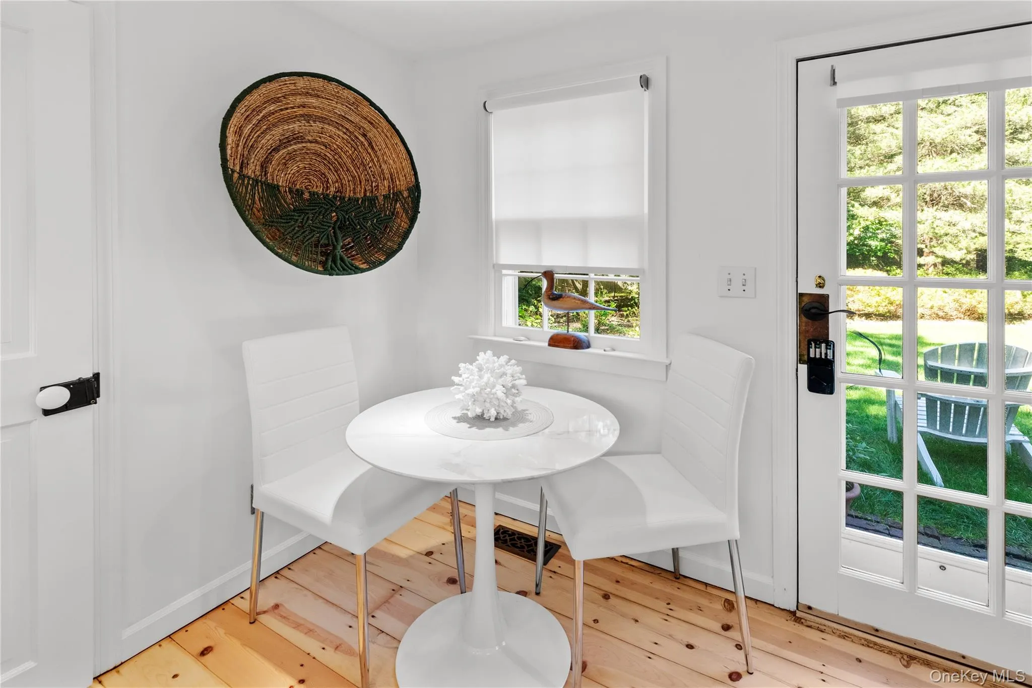 197 Hog Creek Road, East Hampton, NY, 3 Bedrooms Bedrooms, 8 Rooms Rooms,2 BathroomsBathrooms,Residential Lease,For Rent,Hog Creek,0,984521 197 Hog Creek Road, East Hampton, NY, 3 Bedrooms Bedrooms, 8 Rooms Rooms,2 BathroomsBathrooms,Residential Lease,For Rent,Hog Creek,0,984521