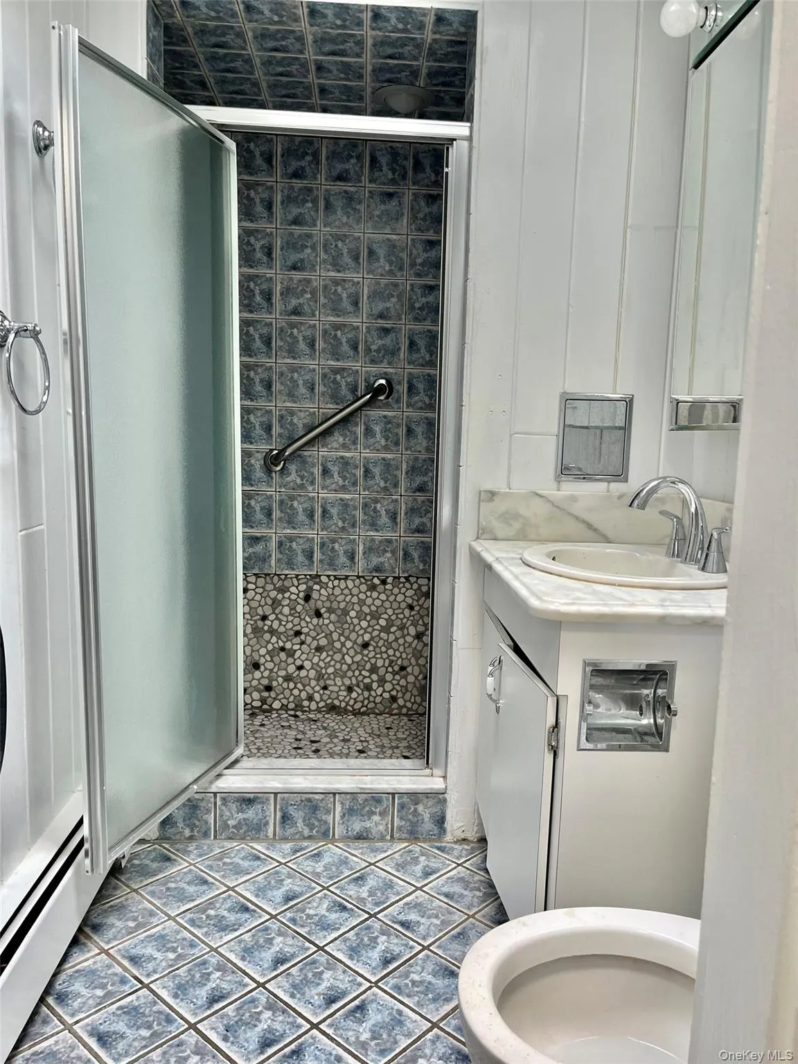 258 Steamboat Road, North Hempstead, NY, 4 Bedrooms Bedrooms, 6 Rooms Rooms,2 BathroomsBathrooms,Residential Lease,For Rent,Steamboat,0,984526 258 Steamboat Road, North Hempstead, NY, 4 Bedrooms Bedrooms, 6 Rooms Rooms,2 BathroomsBathrooms,Residential Lease,For Rent,Steamboat,0,984526