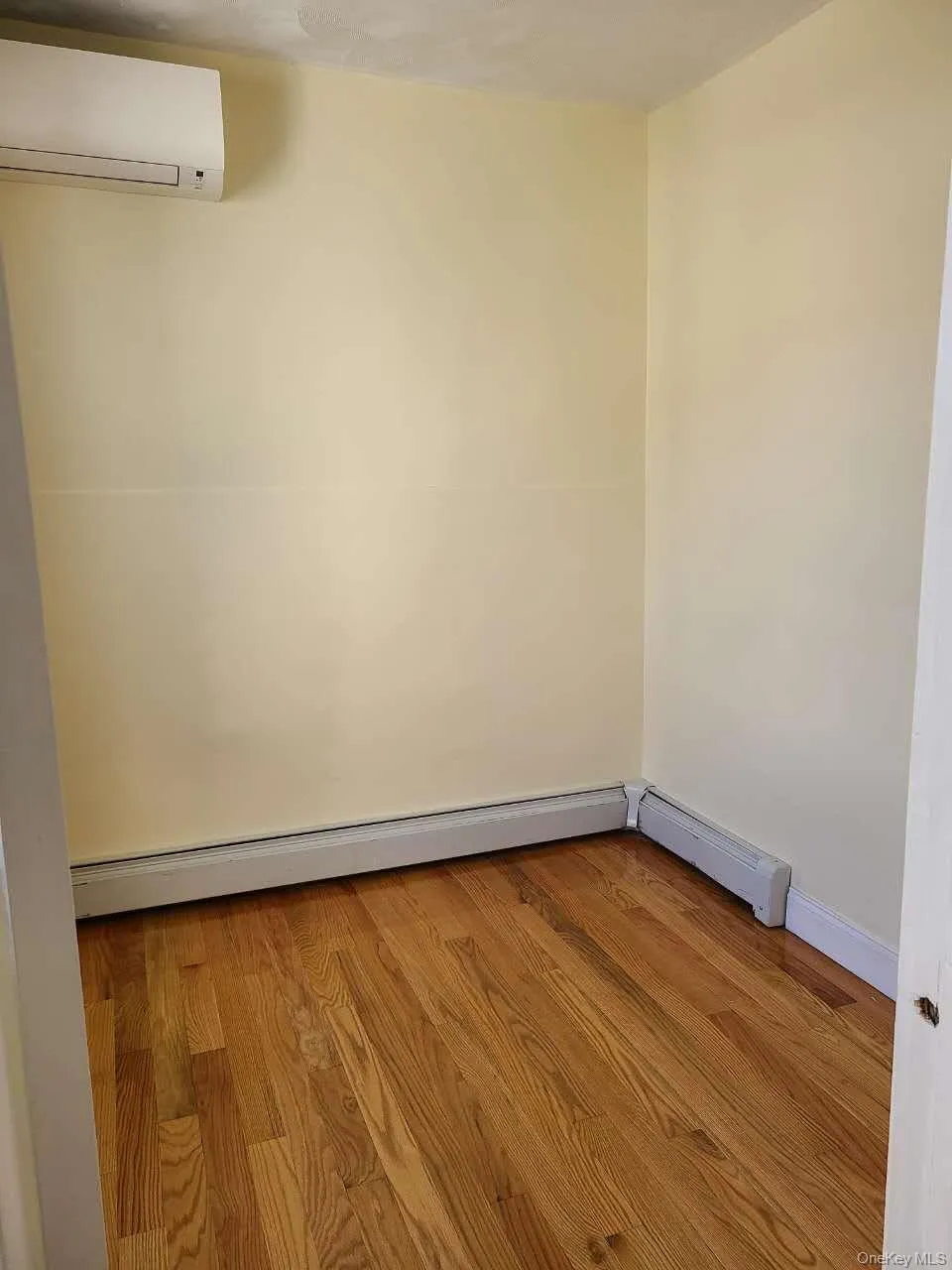 2027 121st Street, New York, NY, 3 Bedrooms Bedrooms, 7 Rooms Rooms,1 BathroomBathrooms,Residential Lease,For Rent,121st,0,984529 2027 121st Street, New York, NY, 3 Bedrooms Bedrooms, 7 Rooms Rooms,1 BathroomBathrooms,Residential Lease,For Rent,121st,0,984529