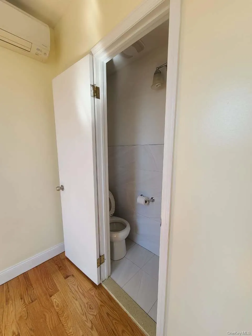 2027 121st Street, New York, NY, 3 Bedrooms Bedrooms, 7 Rooms Rooms,1 BathroomBathrooms,Residential Lease,For Rent,121st,0,984529 2027 121st Street, New York, NY, 3 Bedrooms Bedrooms, 7 Rooms Rooms,1 BathroomBathrooms,Residential Lease,For Rent,121st,0,984529