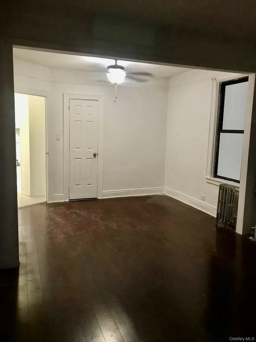 1840 Bronxdale Avenue, New York, NY, 3 Bedrooms Bedrooms, 6 Rooms Rooms,1 BathroomBathrooms,Residential Lease,For Rent,Bronxdale,0,984535 1840 Bronxdale Avenue, New York, NY, 3 Bedrooms Bedrooms, 6 Rooms Rooms,1 BathroomBathrooms,Residential Lease,For Rent,Bronxdale,0,984535