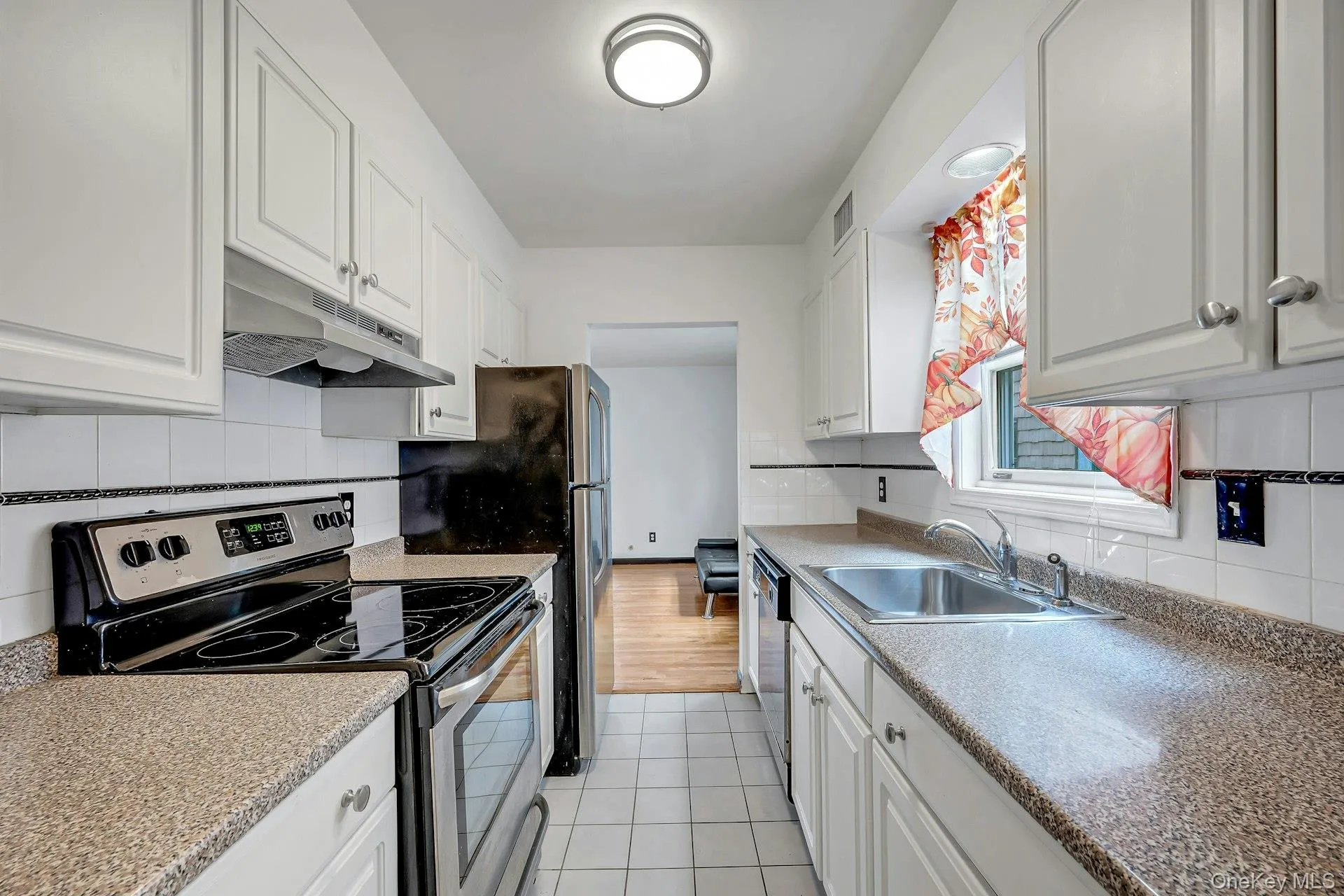 417 City Island Avenue, New York, NY, 2 Bedrooms Bedrooms, 5 Rooms Rooms,1 BathroomBathrooms,Residential Lease,For Rent,City Island,0,984543 417 City Island Avenue, New York, NY, 2 Bedrooms Bedrooms, 5 Rooms Rooms,1 BathroomBathrooms,Residential Lease,For Rent,City Island,0,984543