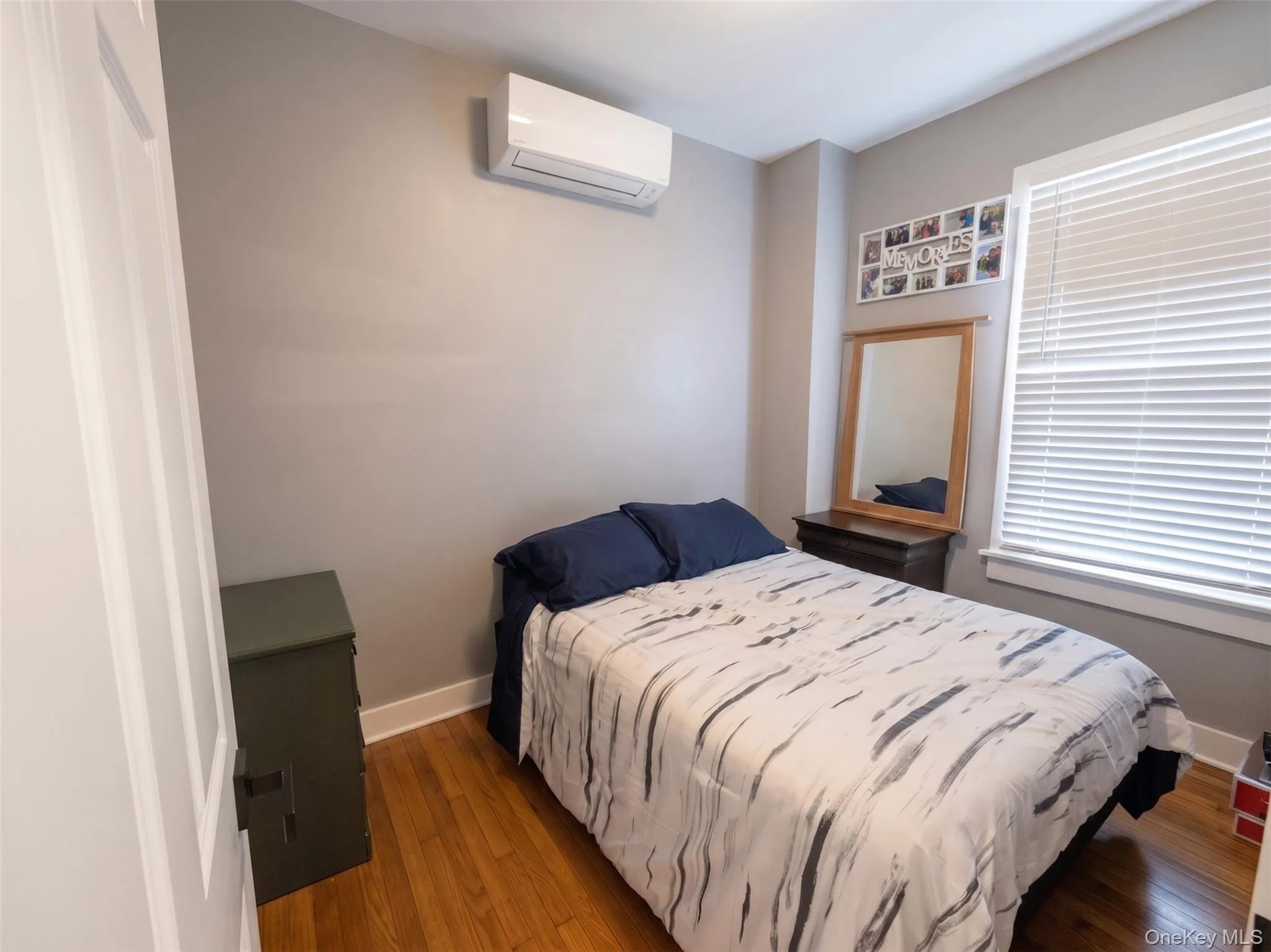 52 Maple Place, Babylon, NY, 2 Bedrooms Bedrooms, 3 Rooms Rooms,1 BathroomBathrooms,Residential Lease,For Rent,Maple,0,984546 52 Maple Place, Babylon, NY, 2 Bedrooms Bedrooms, 3 Rooms Rooms,1 BathroomBathrooms,Residential Lease,For Rent,Maple,0,984546