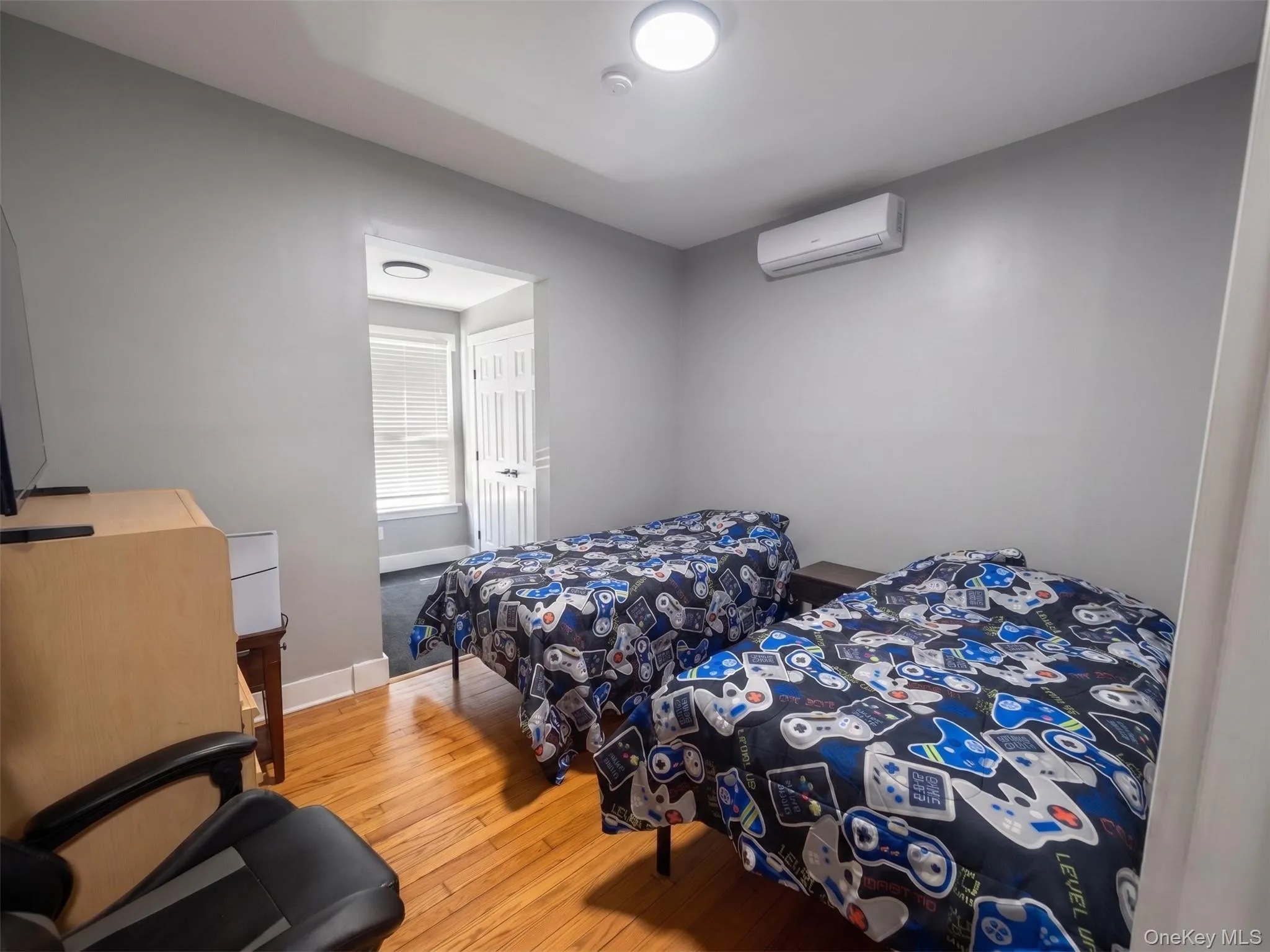 52 Maple Place, Babylon, NY, 2 Bedrooms Bedrooms, 3 Rooms Rooms,1 BathroomBathrooms,Residential Lease,For Rent,Maple,0,984546 52 Maple Place, Babylon, NY, 2 Bedrooms Bedrooms, 3 Rooms Rooms,1 BathroomBathrooms,Residential Lease,For Rent,Maple,0,984546