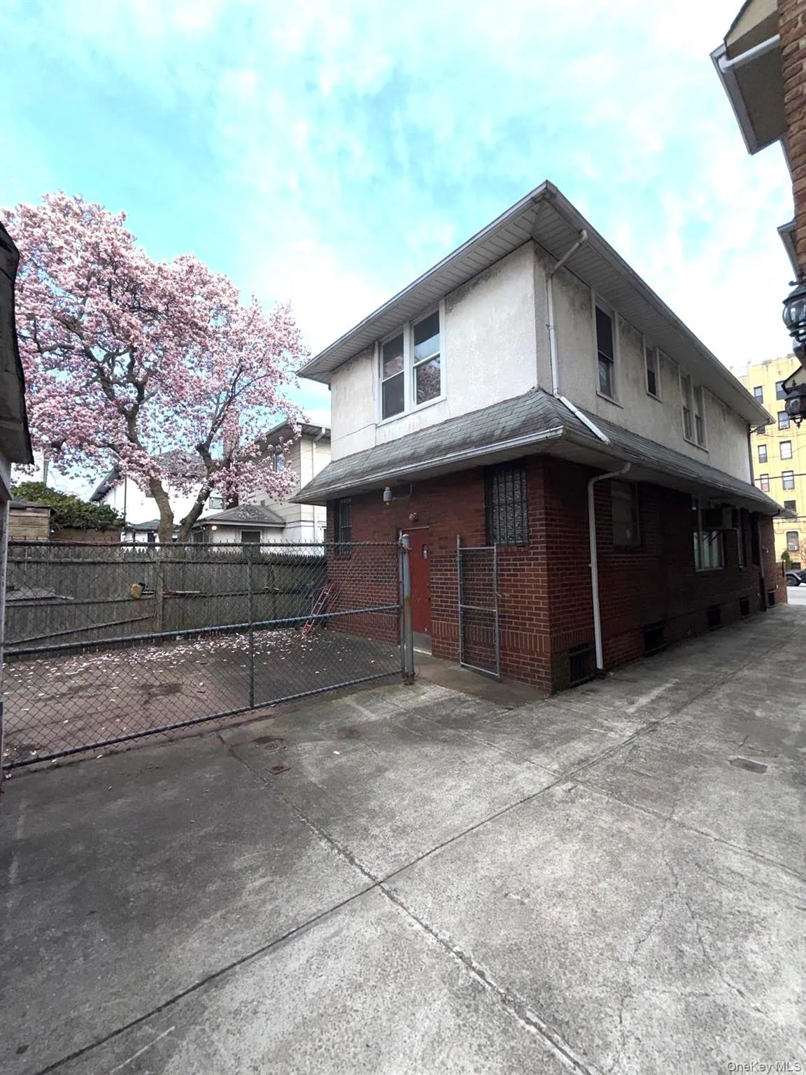 1609 Avenue P, New York, NY, 3 Bedrooms Bedrooms, 7 Rooms Rooms,1 BathroomBathrooms,Residential,For Rent,Avenue P,0,984551 1609 Avenue P, New York, NY, 3 Bedrooms Bedrooms, 7 Rooms Rooms,1 BathroomBathrooms,Residential,For Rent,Avenue P,0,984551