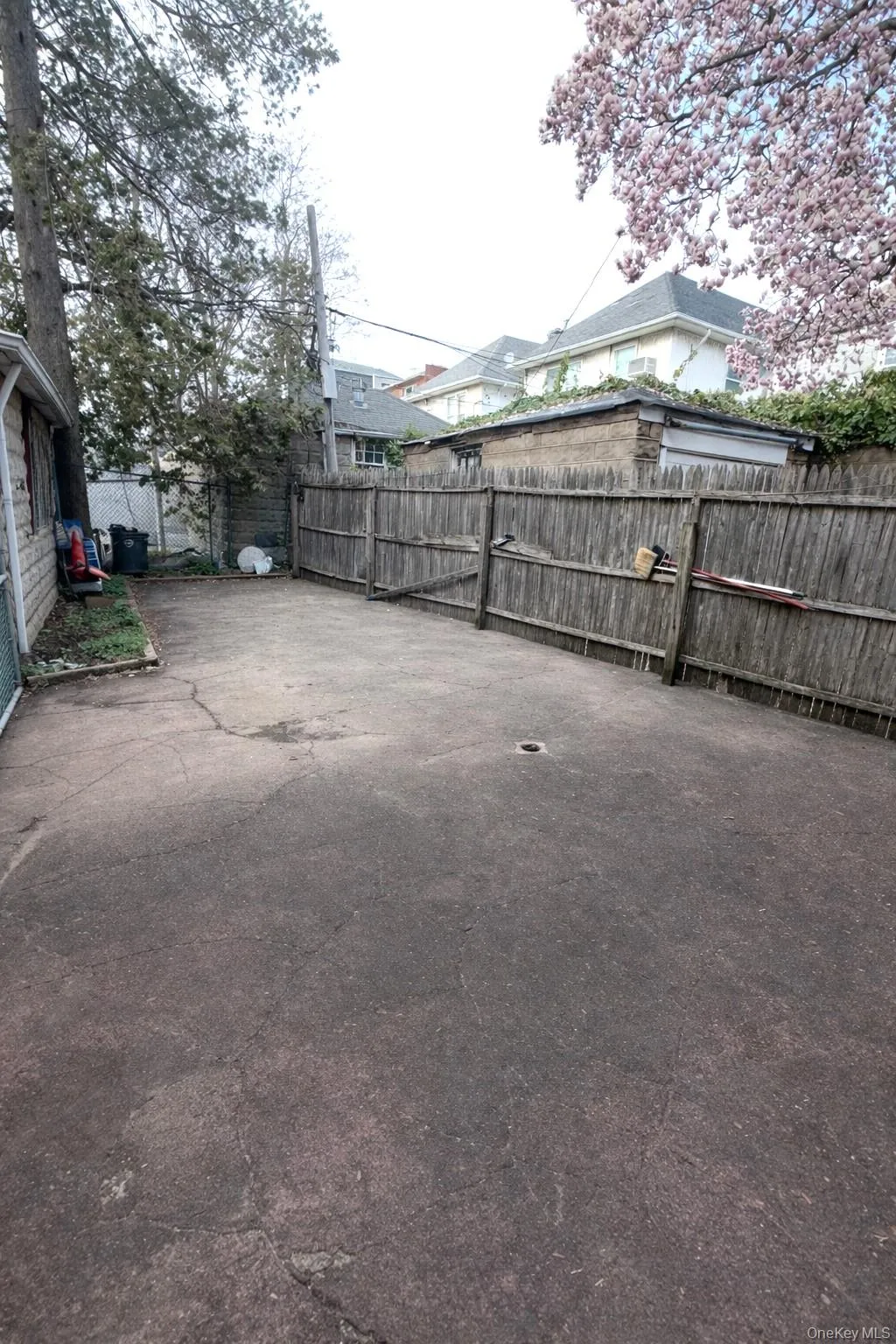 1609 Avenue P, New York, NY, 3 Bedrooms Bedrooms, 7 Rooms Rooms,1 BathroomBathrooms,Residential,For Rent,Avenue P,0,984551 1609 Avenue P, New York, NY, 3 Bedrooms Bedrooms, 7 Rooms Rooms,1 BathroomBathrooms,Residential,For Rent,Avenue P,0,984551