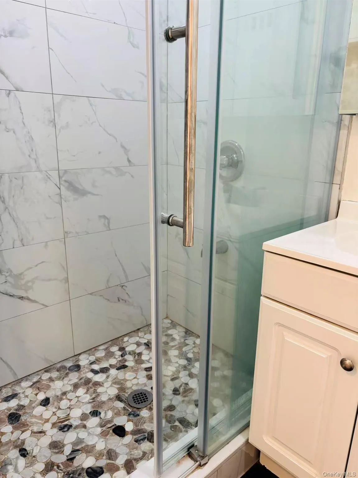 21 Keats Court, Oyster Bay, NY, 2 Bedrooms Bedrooms, 5 Rooms Rooms,2 BathroomsBathrooms,Residential Lease,For Rent,Keats,0,984554 21 Keats Court, Oyster Bay, NY, 2 Bedrooms Bedrooms, 5 Rooms Rooms,2 BathroomsBathrooms,Residential Lease,For Rent,Keats,0,984554
