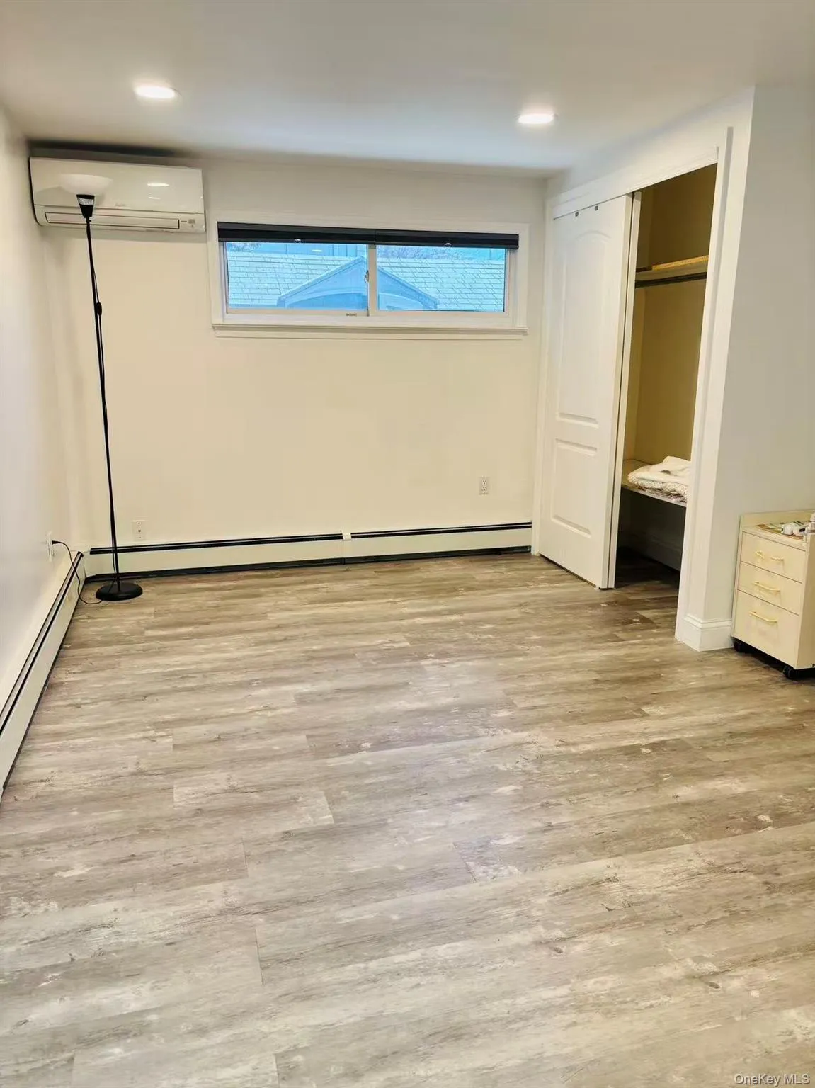 21 Keats Court, Oyster Bay, NY, 2 Bedrooms Bedrooms, 5 Rooms Rooms,2 BathroomsBathrooms,Residential Lease,For Rent,Keats,0,984554 21 Keats Court, Oyster Bay, NY, 2 Bedrooms Bedrooms, 5 Rooms Rooms,2 BathroomsBathrooms,Residential Lease,For Rent,Keats,0,984554