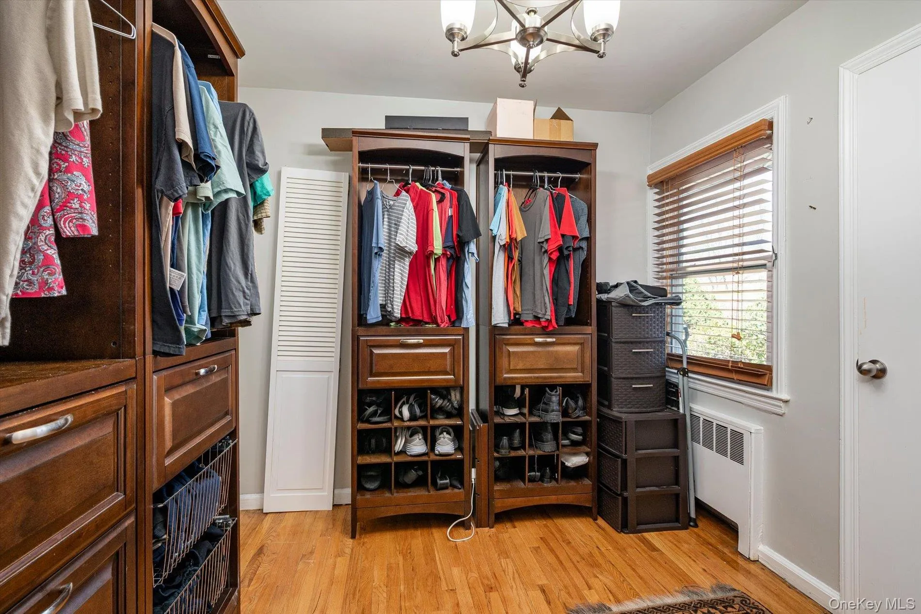 Former bedroom converted to a walk-in-closet but can be easily reverted back to a bedroom Former bedroom converted to a walk-in-closet but can be easily reverted back to a bedroom