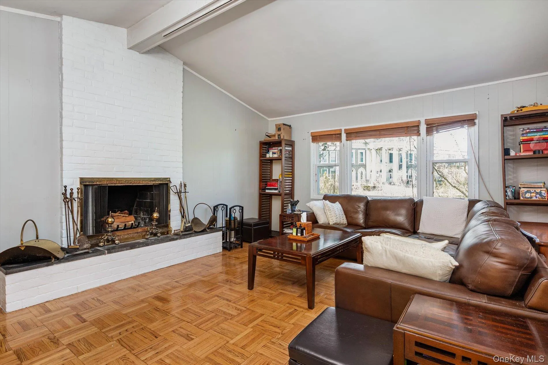 36 Nirvana Avenue, North Hempstead, NY, 5 Bedrooms Bedrooms, 9 Rooms Rooms,3 BathroomsBathrooms,Residential,For Rent,Nirvana,0,984558 36 Nirvana Avenue, North Hempstead, NY, 5 Bedrooms Bedrooms, 9 Rooms Rooms,3 BathroomsBathrooms,Residential,For Rent,Nirvana,0,984558