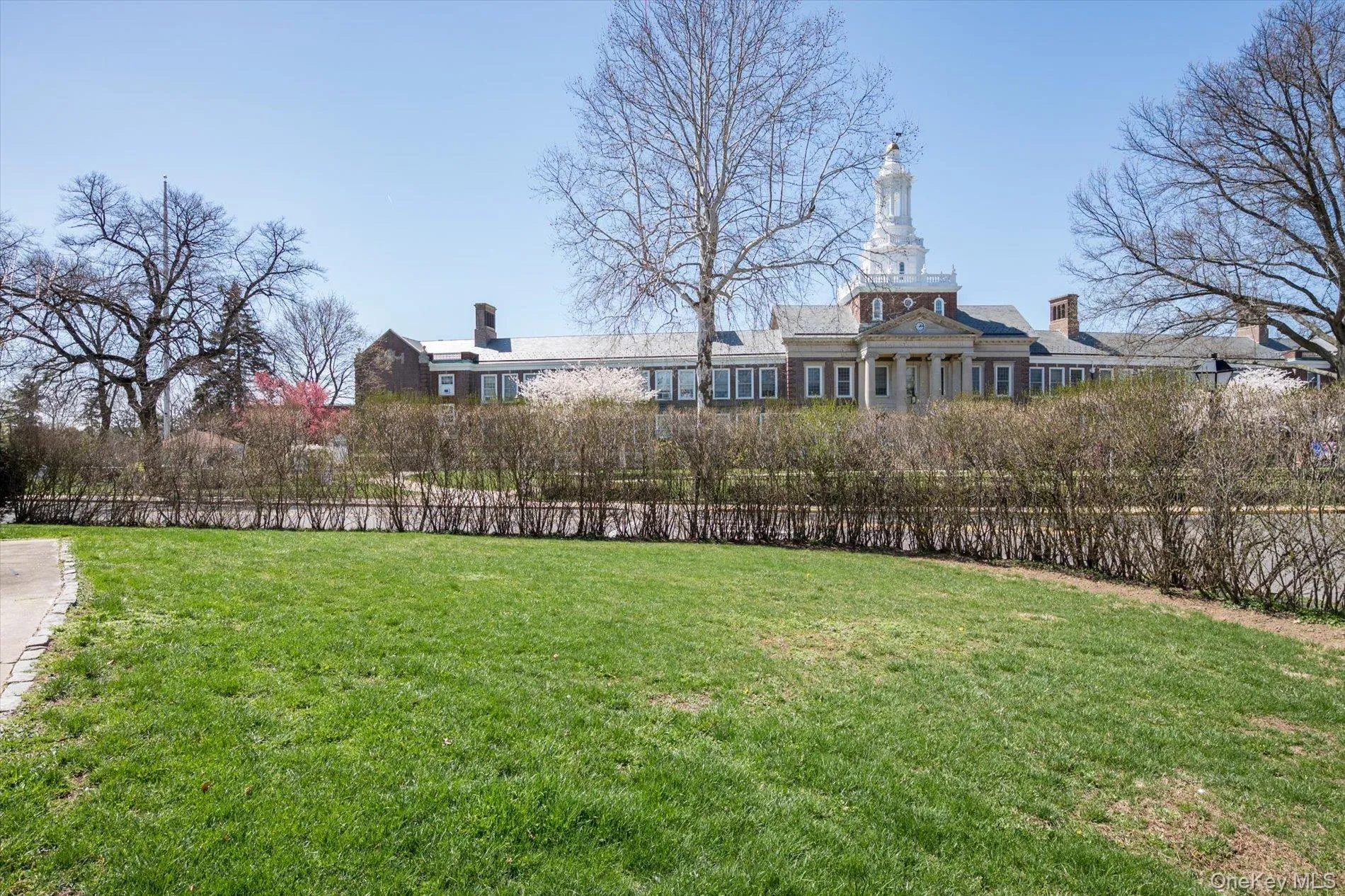 36 Nirvana Avenue, North Hempstead, NY, 5 Bedrooms Bedrooms, 9 Rooms Rooms,3 BathroomsBathrooms,Residential,For Rent,Nirvana,0,984558 36 Nirvana Avenue, North Hempstead, NY, 5 Bedrooms Bedrooms, 9 Rooms Rooms,3 BathroomsBathrooms,Residential,For Rent,Nirvana,0,984558