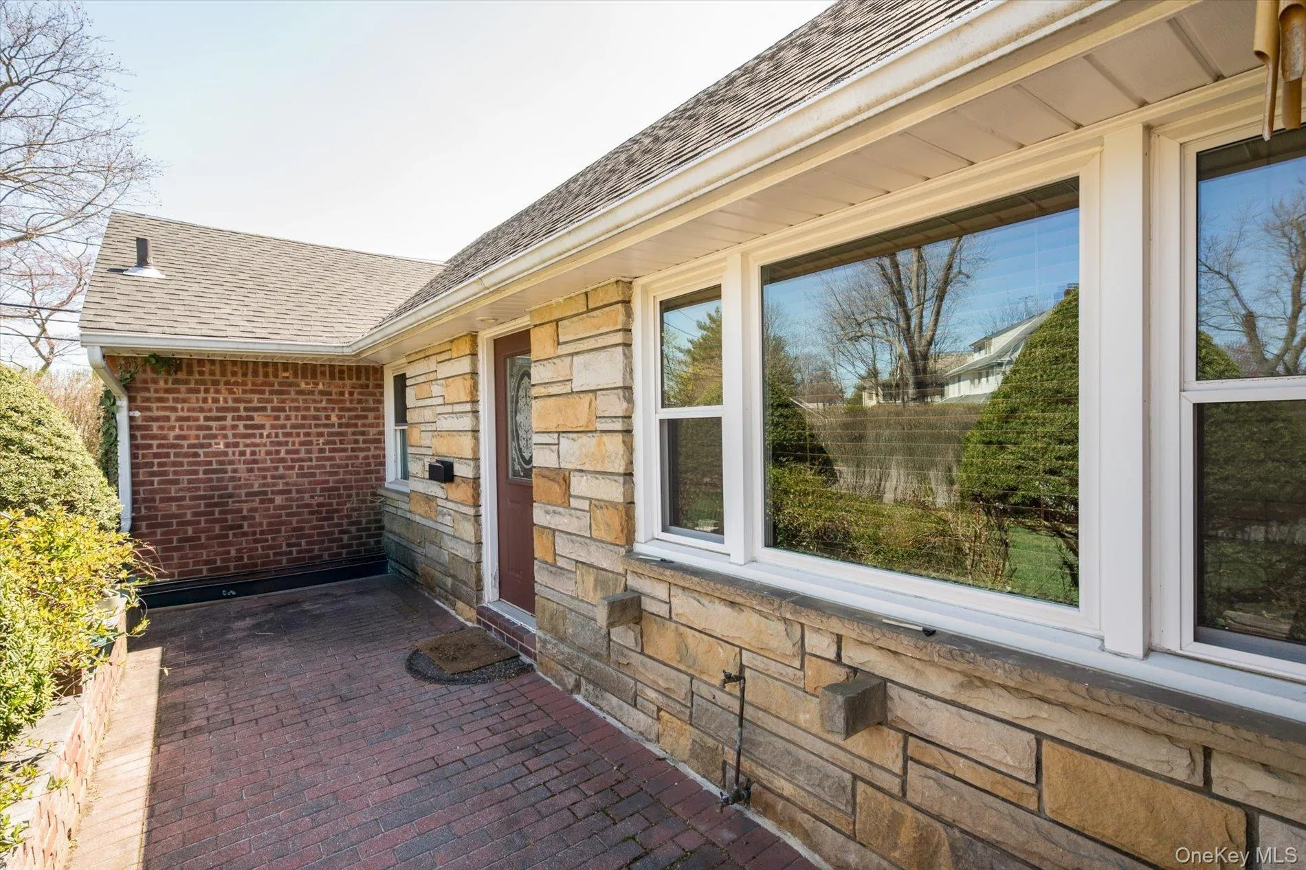 36 Nirvana Avenue, North Hempstead, NY, 5 Bedrooms Bedrooms, 9 Rooms Rooms,3 BathroomsBathrooms,Residential,For Rent,Nirvana,0,984558 36 Nirvana Avenue, North Hempstead, NY, 5 Bedrooms Bedrooms, 9 Rooms Rooms,3 BathroomsBathrooms,Residential,For Rent,Nirvana,0,984558
