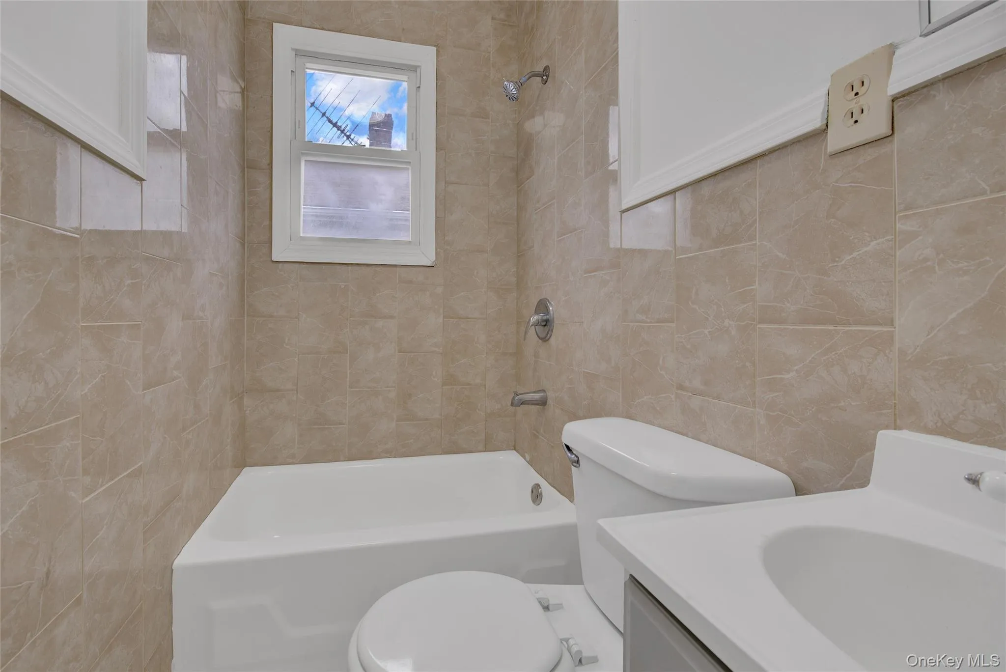 129-37 153rd Street, New York, NY, 3 Bedrooms Bedrooms, 6 Rooms Rooms,2 BathroomsBathrooms,Residential Sale,For Rent,153rd,0,984561 129-37 153rd Street, New York, NY, 3 Bedrooms Bedrooms, 6 Rooms Rooms,2 BathroomsBathrooms,Residential Sale,For Rent,153rd,0,984561