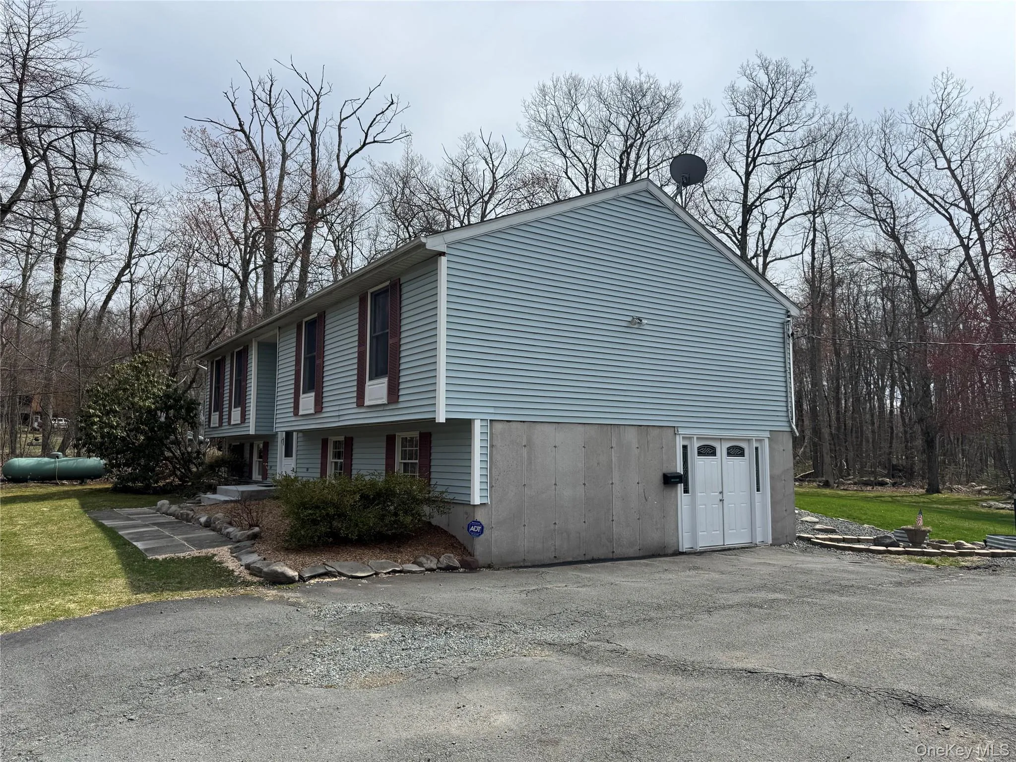 1325 Wurtsboro Mountain Road, Thompson, NY, 3 Bedrooms Bedrooms, 6 Rooms Rooms,2 BathroomsBathrooms,Residential,For Rent,Wurtsboro Mountain,0,984570 1325 Wurtsboro Mountain Road, Thompson, NY, 3 Bedrooms Bedrooms, 6 Rooms Rooms,2 BathroomsBathrooms,Residential,For Rent,Wurtsboro Mountain,0,984570