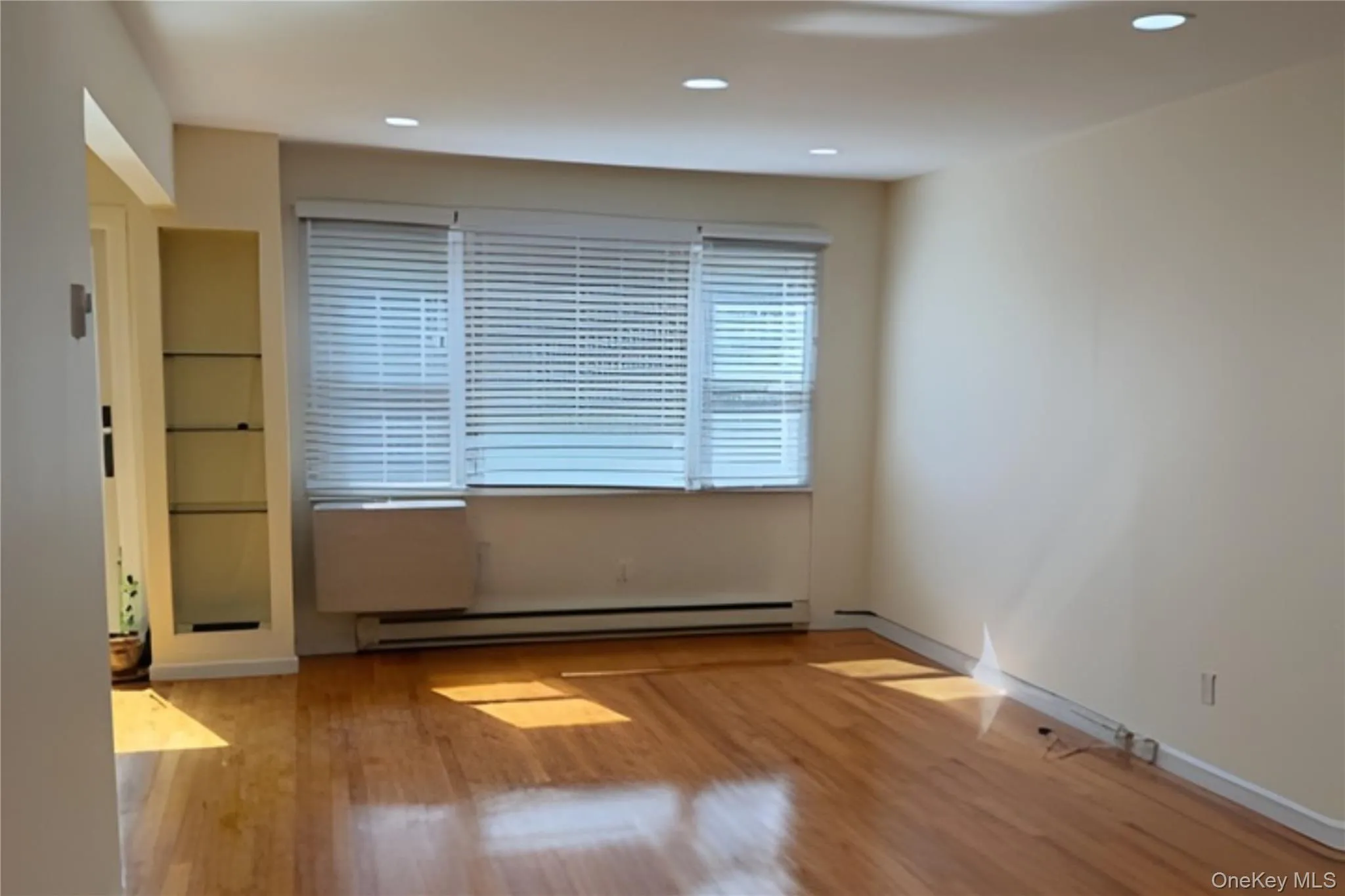 209-16 23rd Avenue, New York, NY, 2 Bedrooms Bedrooms, 5 Rooms Rooms,2 BathroomsBathrooms,Residential Lease,For Rent,23rd,0,984575 209-16 23rd Avenue, New York, NY, 2 Bedrooms Bedrooms, 5 Rooms Rooms,2 BathroomsBathrooms,Residential Lease,For Rent,23rd,0,984575