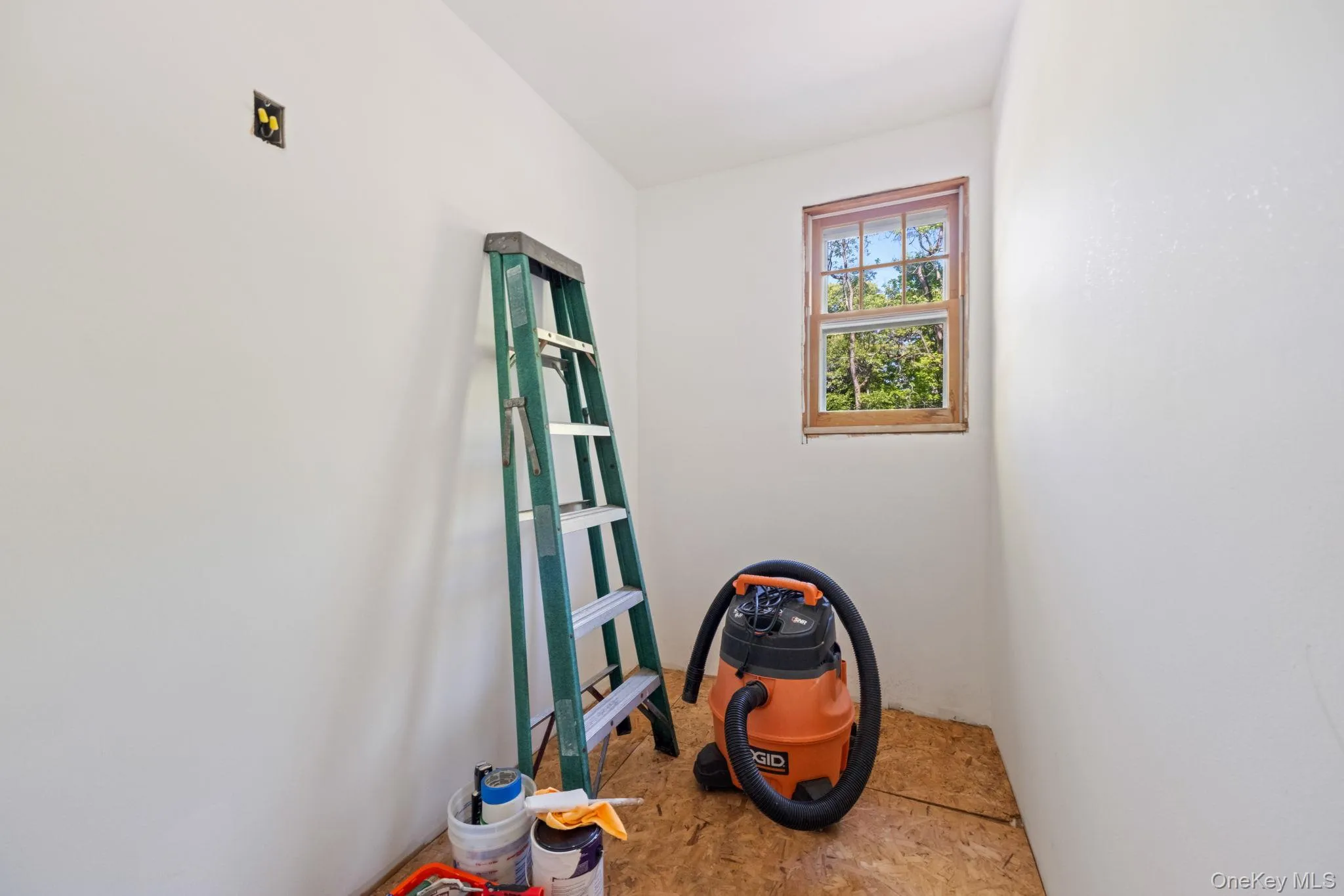189 Lakeside Road, Newburgh (town), NY, 5 Bedrooms Bedrooms, 9 Rooms Rooms,1 BathroomBathrooms,Residential,For Rent,Lakeside,0,984608 189 Lakeside Road, Newburgh (town), NY, 5 Bedrooms Bedrooms, 9 Rooms Rooms,1 BathroomBathrooms,Residential,For Rent,Lakeside,0,984608