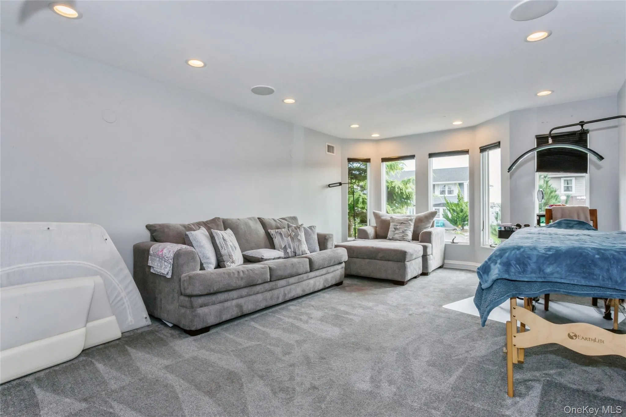 319 Harbor Drive, Hempstead, NY, 5 Bedrooms Bedrooms, 11 Rooms Rooms,3 BathroomsBathrooms,Residential Lease,For Rent,Harbor,0,984610 319 Harbor Drive, Hempstead, NY, 5 Bedrooms Bedrooms, 11 Rooms Rooms,3 BathroomsBathrooms,Residential Lease,For Rent,Harbor,0,984610