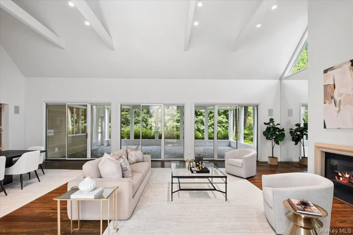 32 The Crossing, Harrison, NY, 4 Bedrooms Bedrooms, 8 Rooms Rooms,6 BathroomsBathrooms,Residential,For Rent,The Crossing,0,984613 32 The Crossing, Harrison, NY, 4 Bedrooms Bedrooms, 8 Rooms Rooms,6 BathroomsBathrooms,Residential,For Rent,The Crossing,0,984613