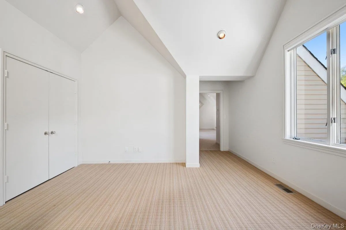32 The Crossing, Harrison, NY, 4 Bedrooms Bedrooms, 8 Rooms Rooms,6 BathroomsBathrooms,Residential,For Rent,The Crossing,0,984613 32 The Crossing, Harrison, NY, 4 Bedrooms Bedrooms, 8 Rooms Rooms,6 BathroomsBathrooms,Residential,For Rent,The Crossing,0,984613