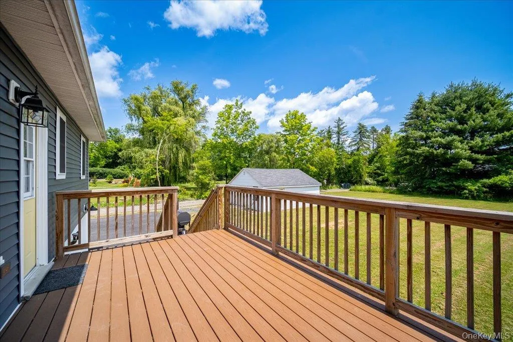 534 Lattintown Road, Marlboro, NY, 2 Bedrooms Bedrooms, 4 Rooms Rooms,1 BathroomBathrooms,Residential,For Rent,Lattintown,0,984617 534 Lattintown Road, Marlboro, NY, 2 Bedrooms Bedrooms, 4 Rooms Rooms,1 BathroomBathrooms,Residential,For Rent,Lattintown,0,984617