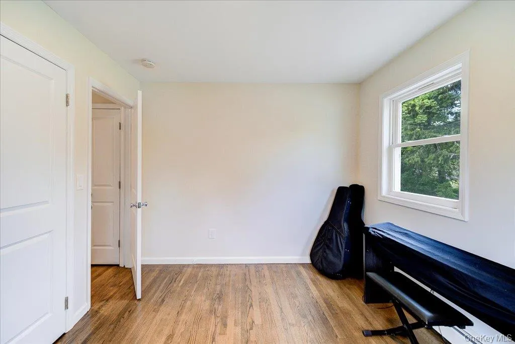 534 Lattintown Road, Marlboro, NY, 2 Bedrooms Bedrooms, 4 Rooms Rooms,1 BathroomBathrooms,Residential,For Rent,Lattintown,0,984617 534 Lattintown Road, Marlboro, NY, 2 Bedrooms Bedrooms, 4 Rooms Rooms,1 BathroomBathrooms,Residential,For Rent,Lattintown,0,984617