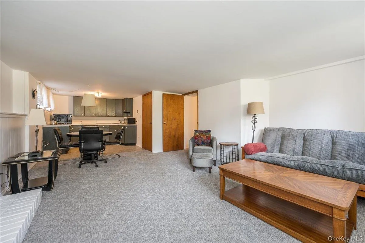 1 Bedroom, 1 Full Bathroom with Open Living Room, Dining Area & Kitchen in Legal Accessory 1 Bedroom, 1 Full Bathroom with Open Living Room, Dining Area & Kitchen in Legal Accessory