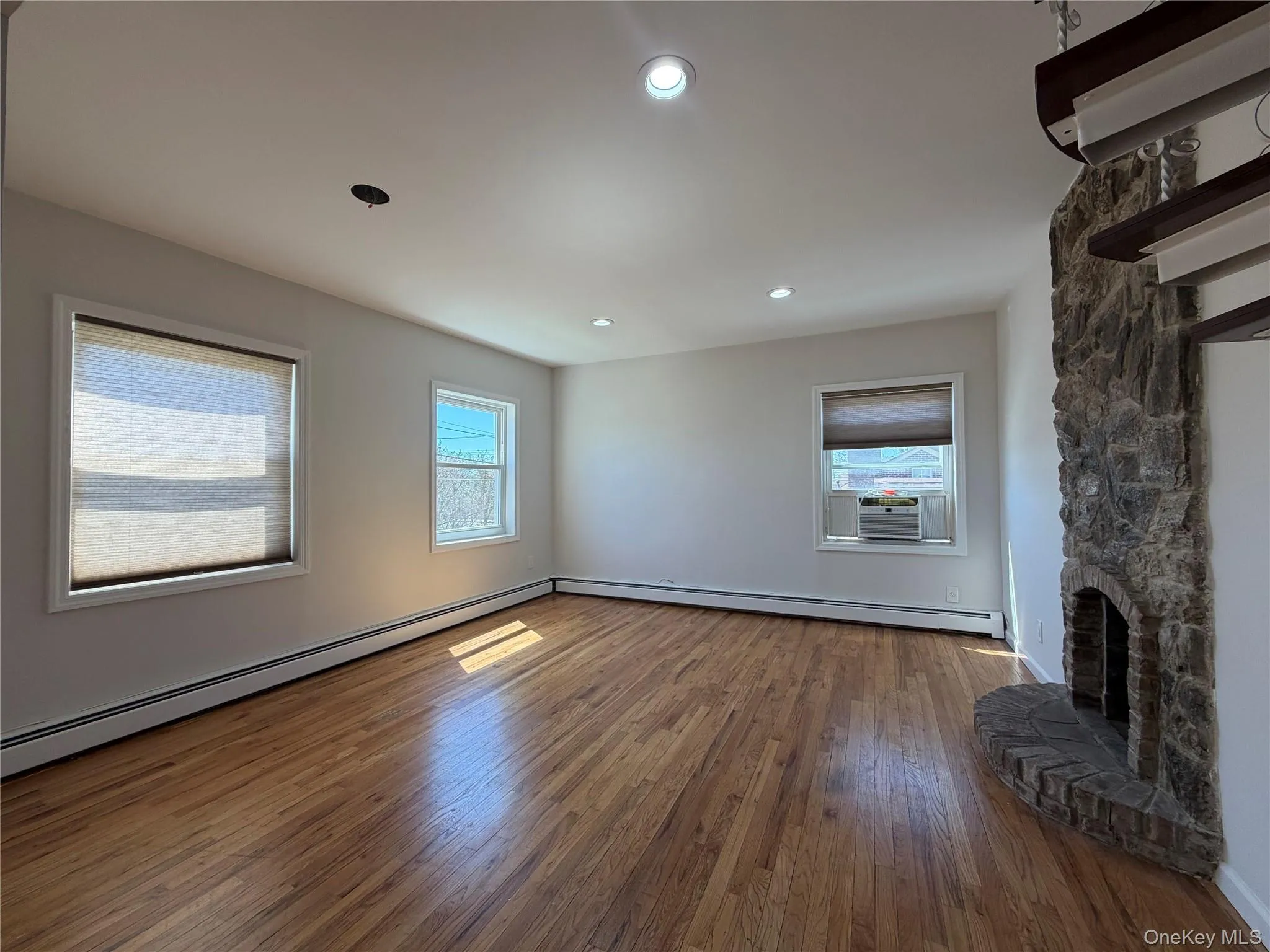 7311 Avenue W, New York, NY, 4 Bedrooms Bedrooms, 8 Rooms Rooms,1 BathroomBathrooms,Residential Lease,For Rent,Avenue W,0,984650 7311 Avenue W, New York, NY, 4 Bedrooms Bedrooms, 8 Rooms Rooms,1 BathroomBathrooms,Residential Lease,For Rent,Avenue W,0,984650