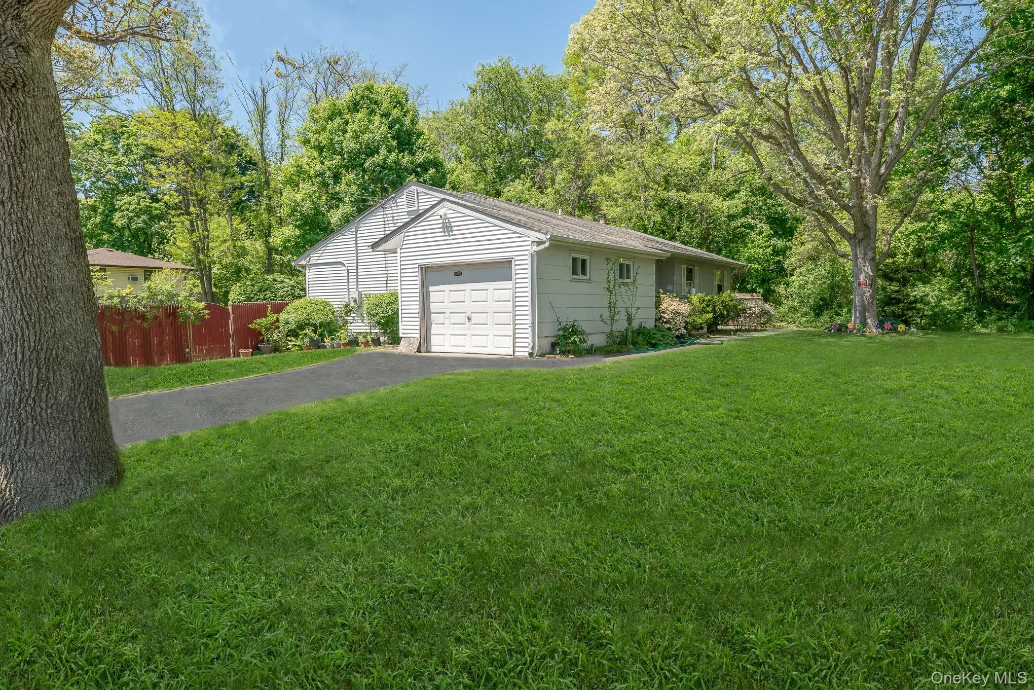 103 Gates Avenue, Islip, NY, 5 Bedrooms Bedrooms, 10 Rooms Rooms,2 BathroomsBathrooms,Residential,For Rent,Gates,0,984652 103 Gates Avenue, Islip, NY, 5 Bedrooms Bedrooms, 10 Rooms Rooms,2 BathroomsBathrooms,Residential,For Rent,Gates,0,984652