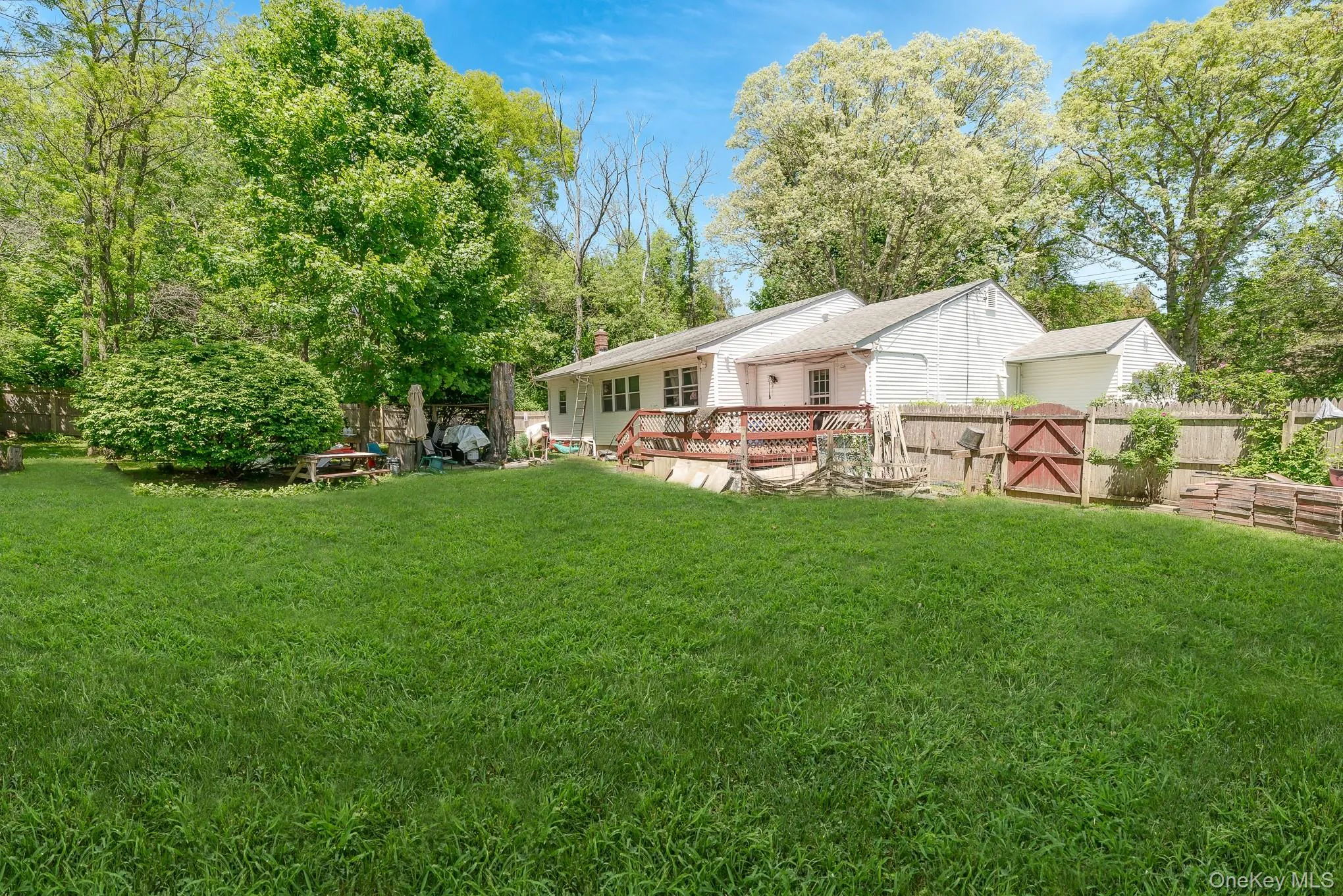 103 Gates Avenue, Islip, NY, 5 Bedrooms Bedrooms, 10 Rooms Rooms,2 BathroomsBathrooms,Residential,For Rent,Gates,0,984652 103 Gates Avenue, Islip, NY, 5 Bedrooms Bedrooms, 10 Rooms Rooms,2 BathroomsBathrooms,Residential,For Rent,Gates,0,984652