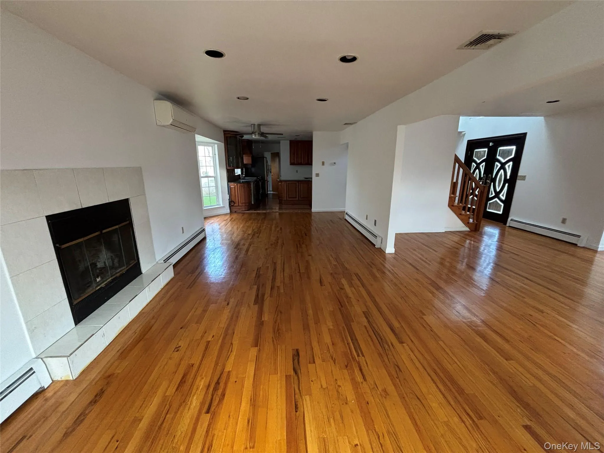 31 Woodward Street, North Hempstead, NY, 4 Bedrooms Bedrooms, 12 Rooms Rooms,3 BathroomsBathrooms,Residential Lease,For Rent,Woodward Street,0,984659 31 Woodward Street, North Hempstead, NY, 4 Bedrooms Bedrooms, 12 Rooms Rooms,3 BathroomsBathrooms,Residential Lease,For Rent,Woodward Street,0,984659