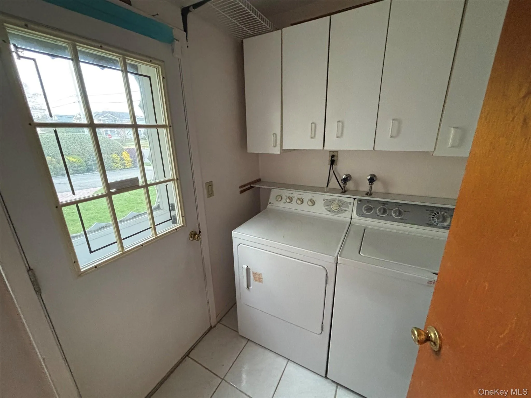 31 Woodward Street, North Hempstead, NY, 4 Bedrooms Bedrooms, 12 Rooms Rooms,3 BathroomsBathrooms,Residential Lease,For Rent,Woodward Street,0,984659 31 Woodward Street, North Hempstead, NY, 4 Bedrooms Bedrooms, 12 Rooms Rooms,3 BathroomsBathrooms,Residential Lease,For Rent,Woodward Street,0,984659