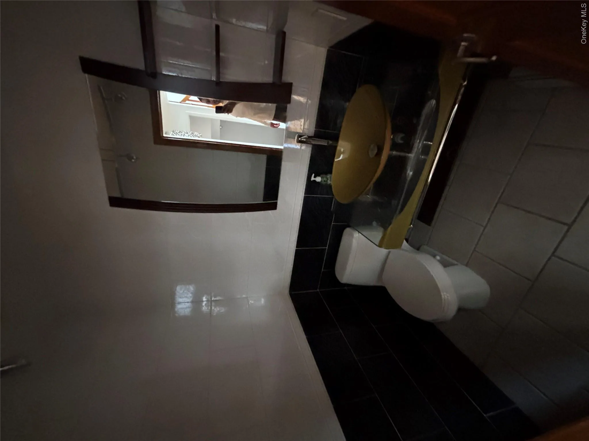 31 Woodward Street, North Hempstead, NY, 4 Bedrooms Bedrooms, 12 Rooms Rooms,3 BathroomsBathrooms,Residential Lease,For Rent,Woodward Street,0,984659 31 Woodward Street, North Hempstead, NY, 4 Bedrooms Bedrooms, 12 Rooms Rooms,3 BathroomsBathrooms,Residential Lease,For Rent,Woodward Street,0,984659