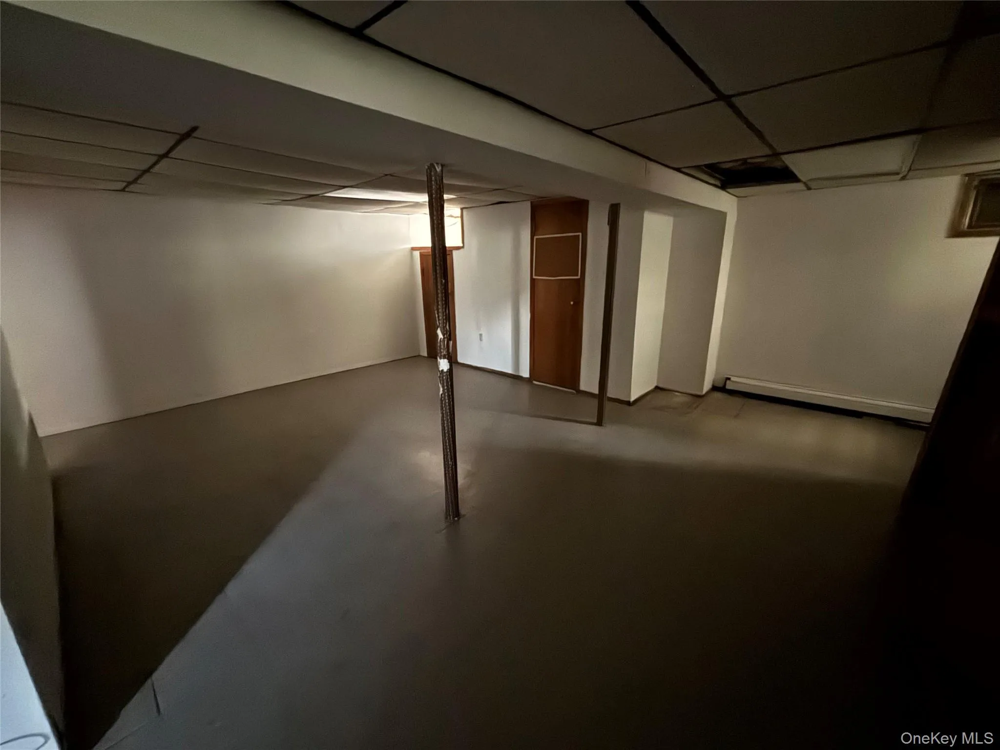 31 Woodward Street, North Hempstead, NY, 4 Bedrooms Bedrooms, 12 Rooms Rooms,3 BathroomsBathrooms,Residential Lease,For Rent,Woodward Street,0,984659 31 Woodward Street, North Hempstead, NY, 4 Bedrooms Bedrooms, 12 Rooms Rooms,3 BathroomsBathrooms,Residential Lease,For Rent,Woodward Street,0,984659