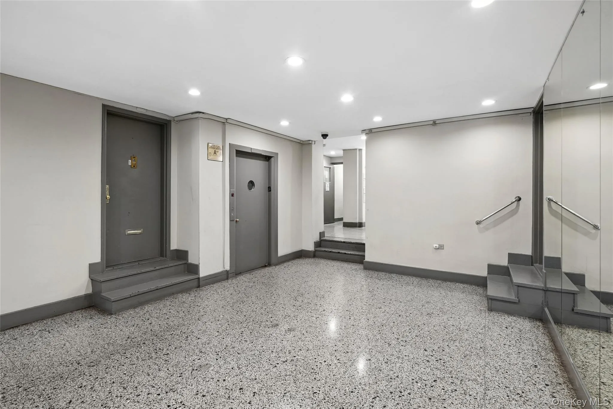 86-04 Grand Ave, New York, NY, 2 Bedrooms Bedrooms, 5 Rooms Rooms,1 BathroomBathrooms,Residential,For Rent,Grand Ave,0,984662 86-04 Grand Ave, New York, NY, 2 Bedrooms Bedrooms, 5 Rooms Rooms,1 BathroomBathrooms,Residential,For Rent,Grand Ave,0,984662