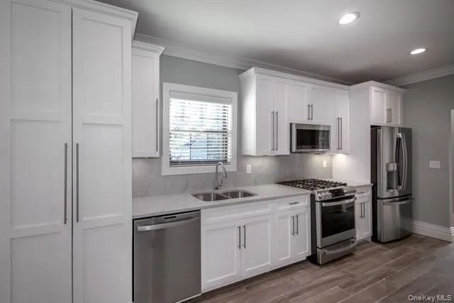 576 Scranton Avenue, Hempstead, NY, 2 Bedrooms Bedrooms, 5 Rooms Rooms,1 BathroomBathrooms,Residential Lease,For Rent,Scranton,0,984668 576 Scranton Avenue, Hempstead, NY, 2 Bedrooms Bedrooms, 5 Rooms Rooms,1 BathroomBathrooms,Residential Lease,For Rent,Scranton,0,984668