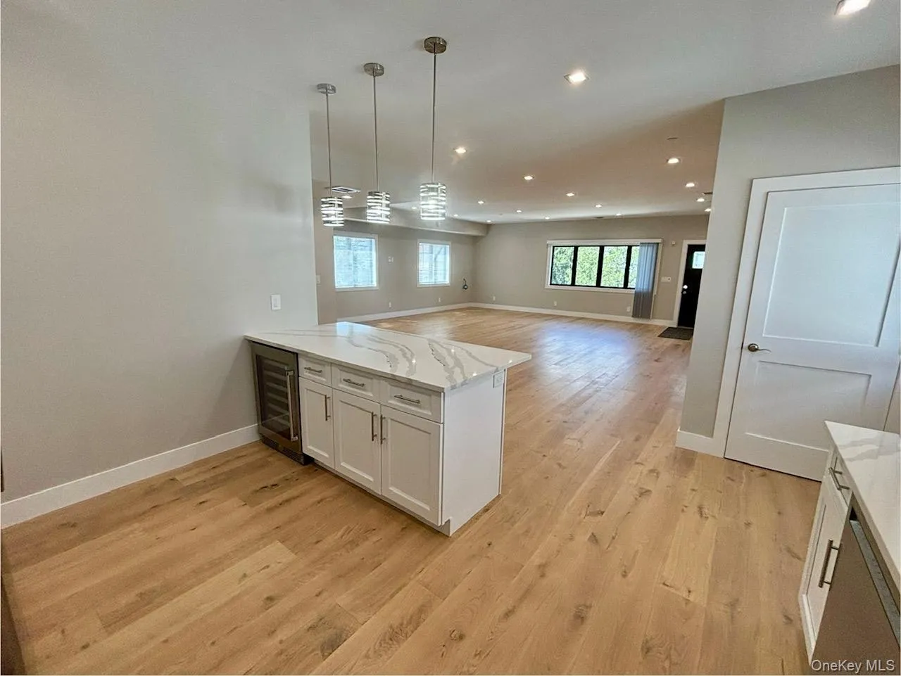 159 Harrison Avenue, North Hempstead, NY, 3 Bedrooms Bedrooms, 6 Rooms Rooms,2 BathroomsBathrooms,Residential Lease,For Rent,Harrison,0,984670 159 Harrison Avenue, North Hempstead, NY, 3 Bedrooms Bedrooms, 6 Rooms Rooms,2 BathroomsBathrooms,Residential Lease,For Rent,Harrison,0,984670