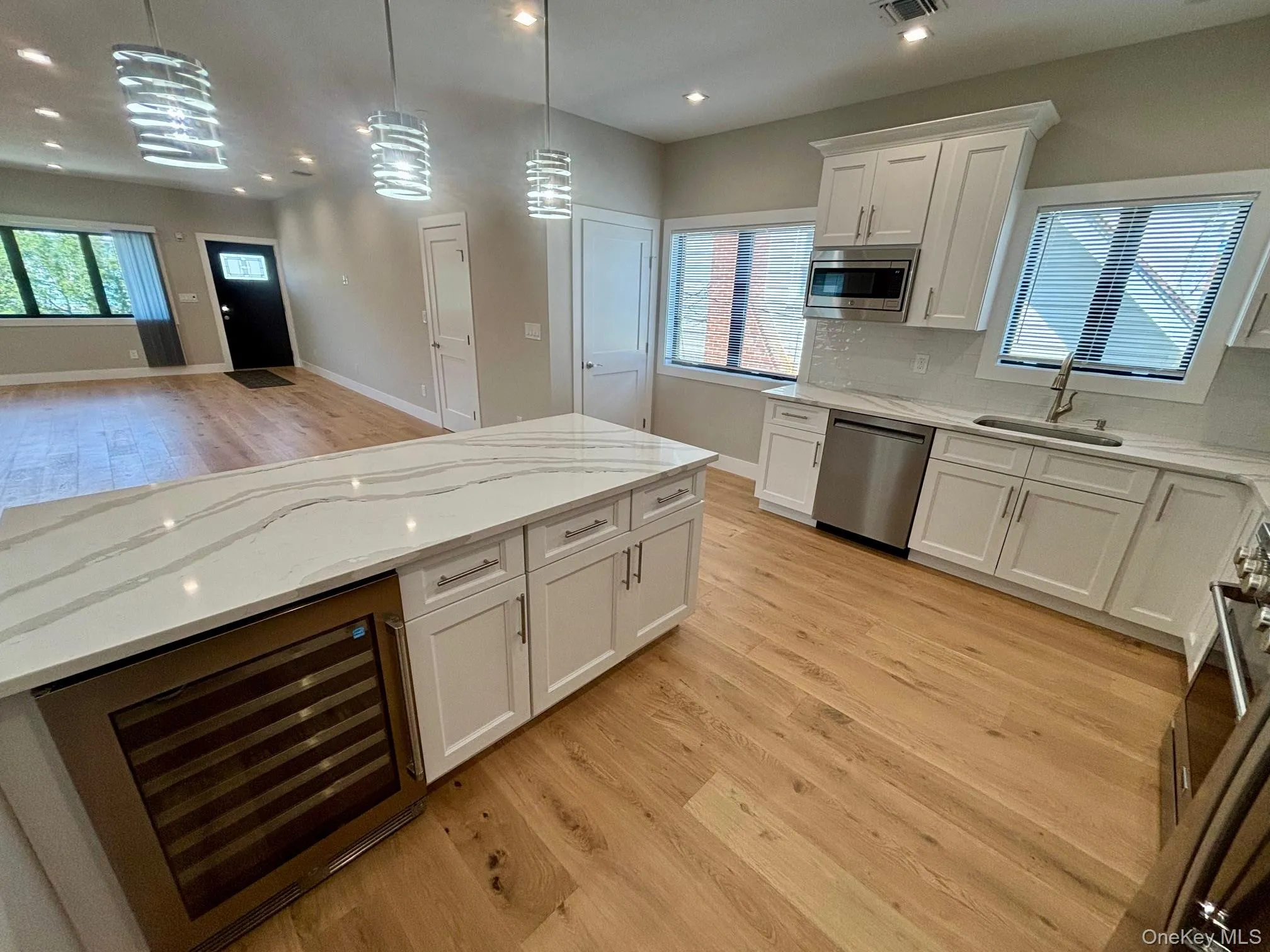159 Harrison Avenue, North Hempstead, NY, 3 Bedrooms Bedrooms, 6 Rooms Rooms,2 BathroomsBathrooms,Residential Lease,For Rent,Harrison,0,984670 159 Harrison Avenue, North Hempstead, NY, 3 Bedrooms Bedrooms, 6 Rooms Rooms,2 BathroomsBathrooms,Residential Lease,For Rent,Harrison,0,984670