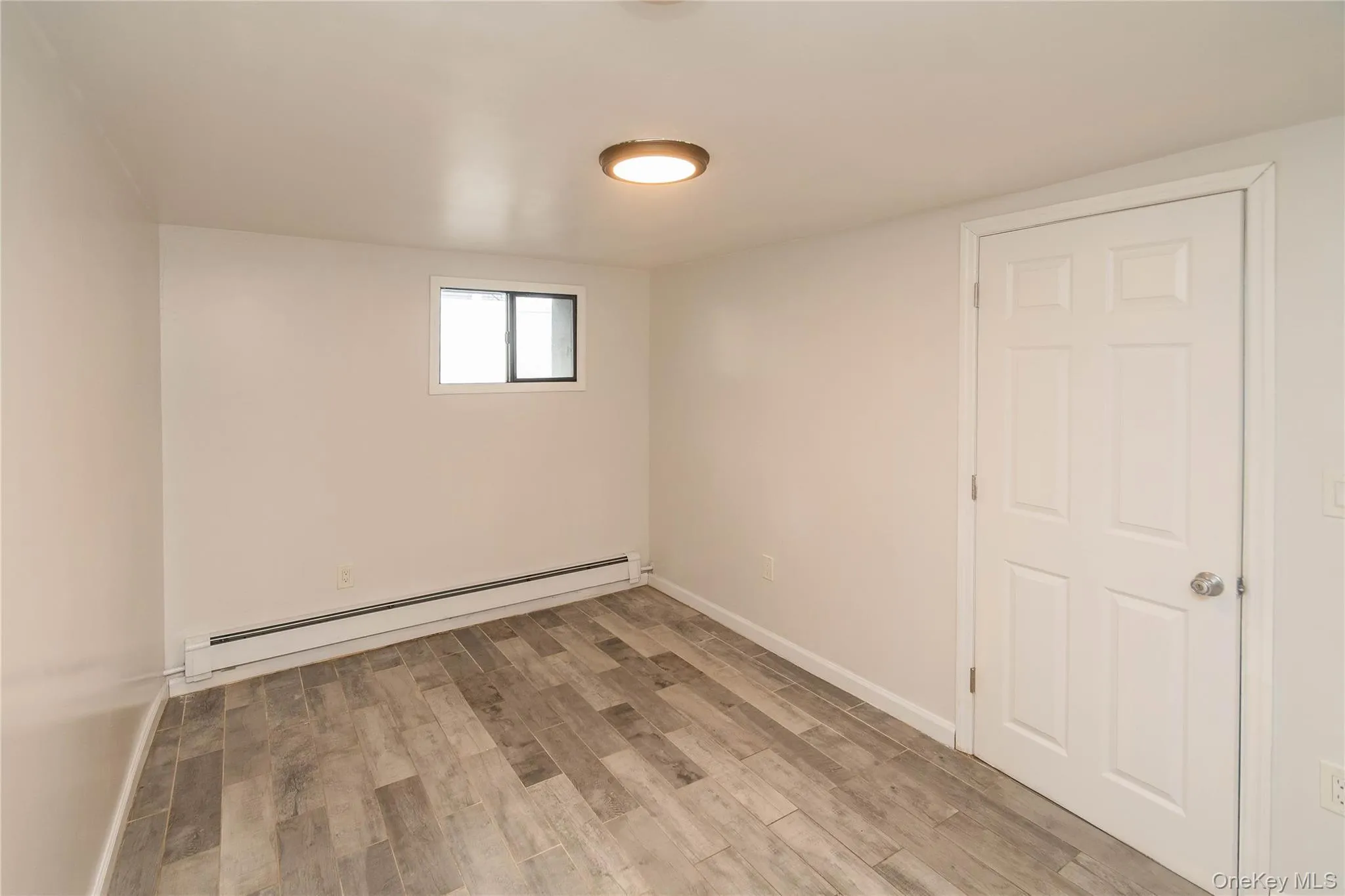 1258 North Avenue, Beacon, NY, 2 Bedrooms Bedrooms, 5 Rooms Rooms,1 BathroomBathrooms,Residential Lease,For Rent,North,0,984678 1258 North Avenue, Beacon, NY, 2 Bedrooms Bedrooms, 5 Rooms Rooms,1 BathroomBathrooms,Residential Lease,For Rent,North,0,984678