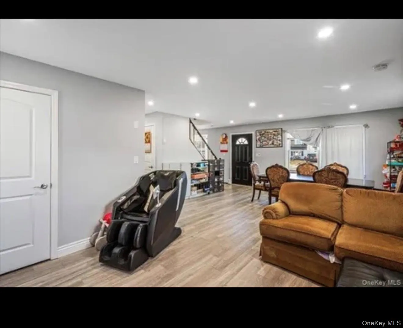 57 Pond Lane, Hempstead, NY, 3 Bedrooms Bedrooms, 10 Rooms Rooms,2 BathroomsBathrooms,Residential Lease,For Rent,Pond,0,984682 57 Pond Lane, Hempstead, NY, 3 Bedrooms Bedrooms, 10 Rooms Rooms,2 BathroomsBathrooms,Residential Lease,For Rent,Pond,0,984682