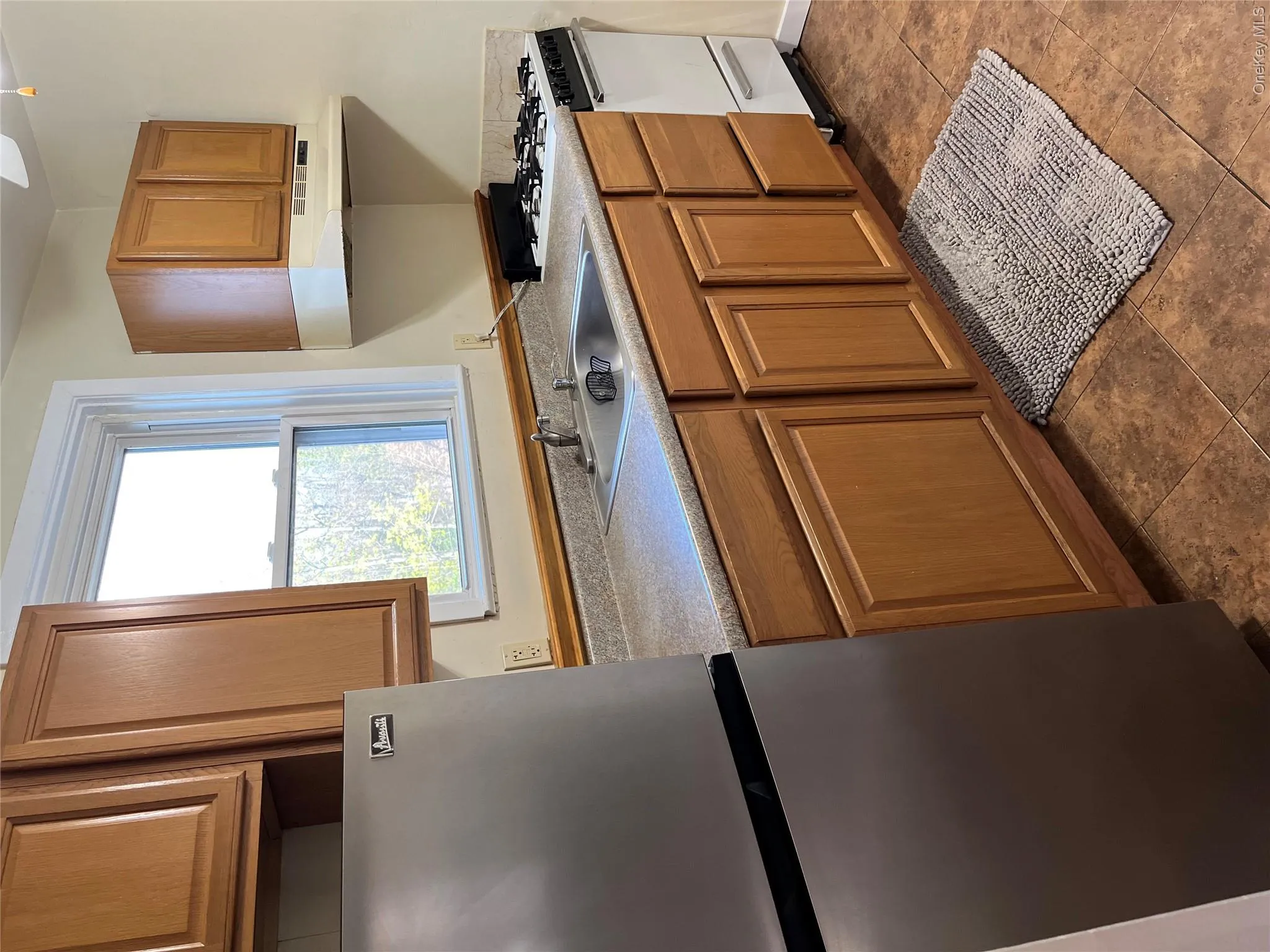 3 Daniel Place, Oyster Bay, NY, 1 Bedroom Bedrooms, 3 Rooms Rooms,1 BathroomBathrooms,Residential Lease,For Rent,Daniel,0,984683 3 Daniel Place, Oyster Bay, NY, 1 Bedroom Bedrooms, 3 Rooms Rooms,1 BathroomBathrooms,Residential Lease,For Rent,Daniel,0,984683